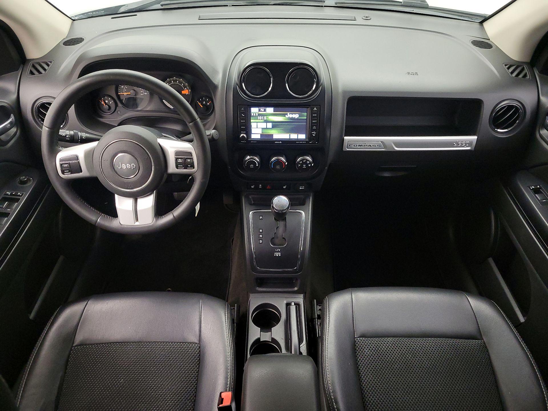 Thumbnail: 2016 Jeep Compass - 9