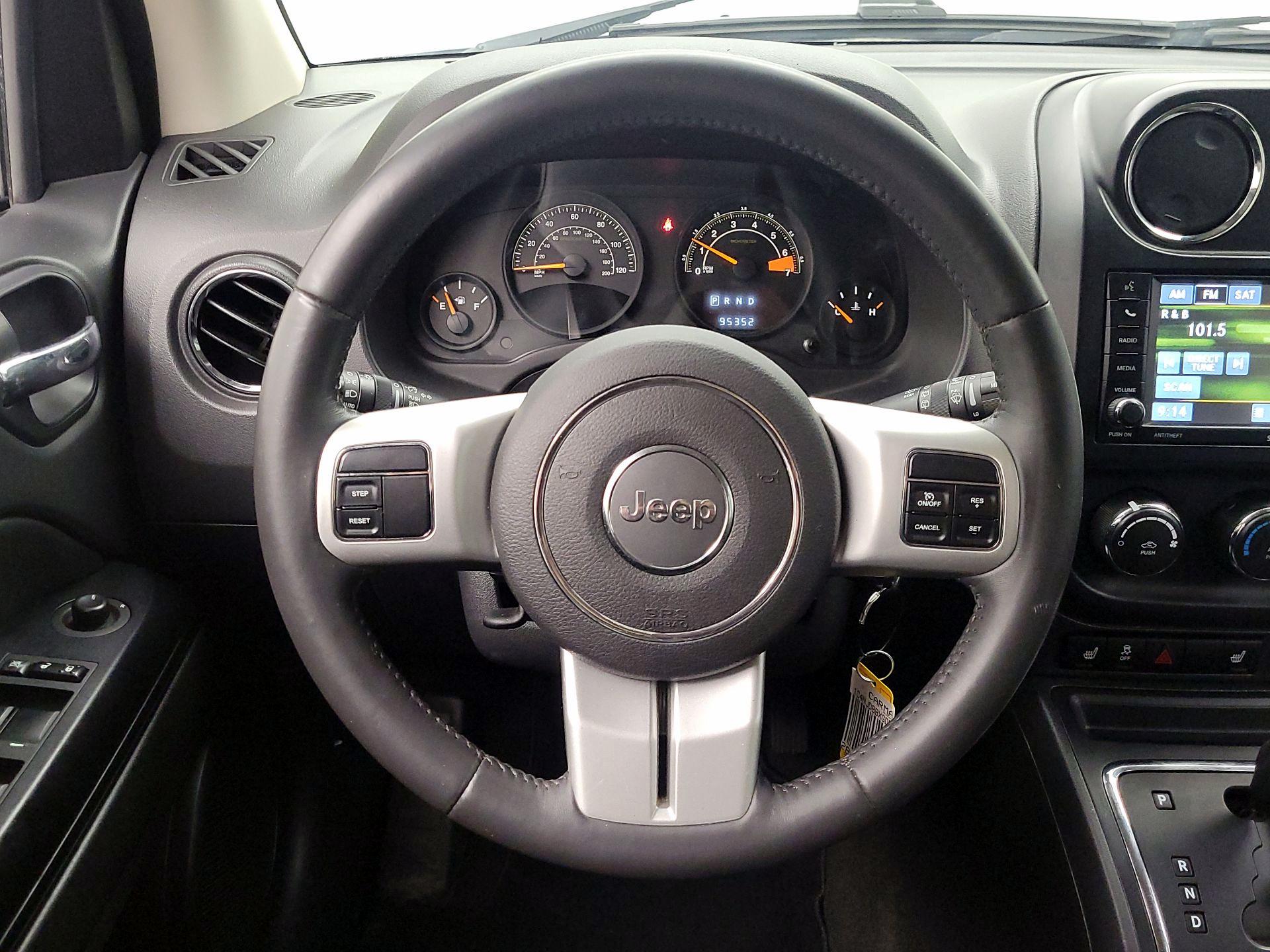 Thumbnail: 2016 Jeep Compass - 10