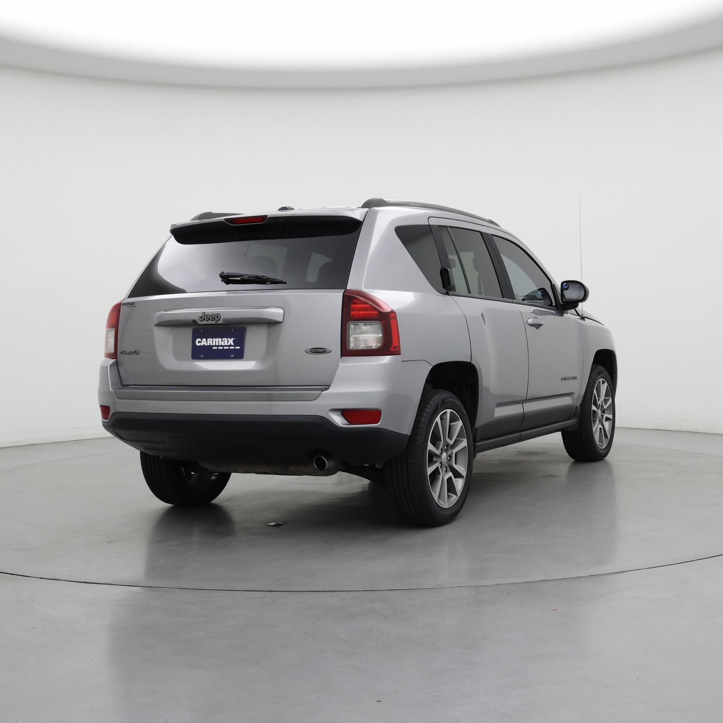 Thumbnail: 2016 Jeep Compass - 8