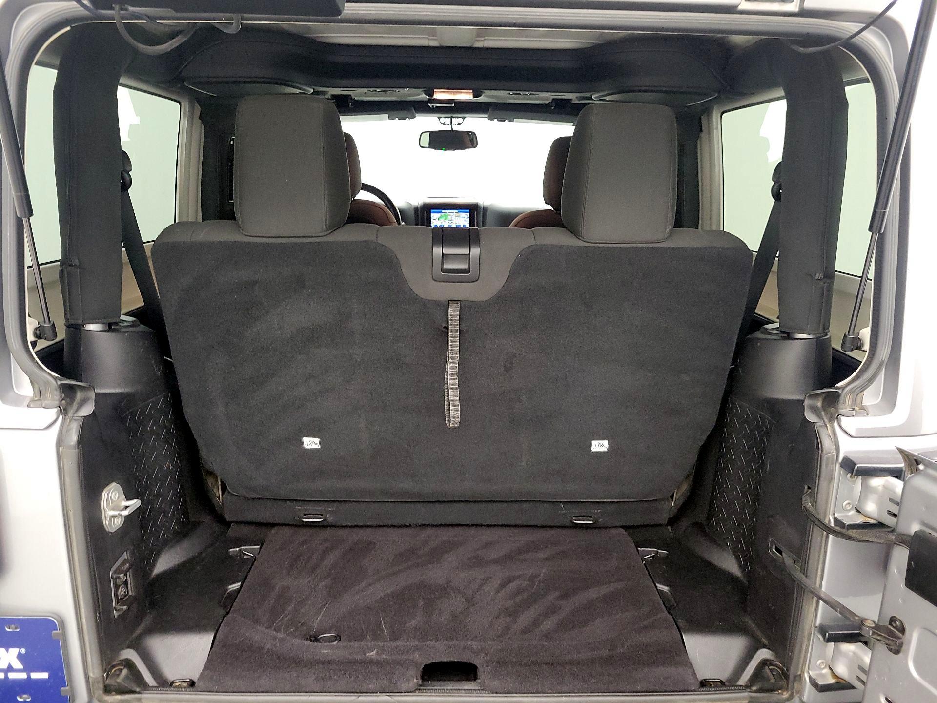 Thumbnail: 2016 Jeep Wrangler - 20