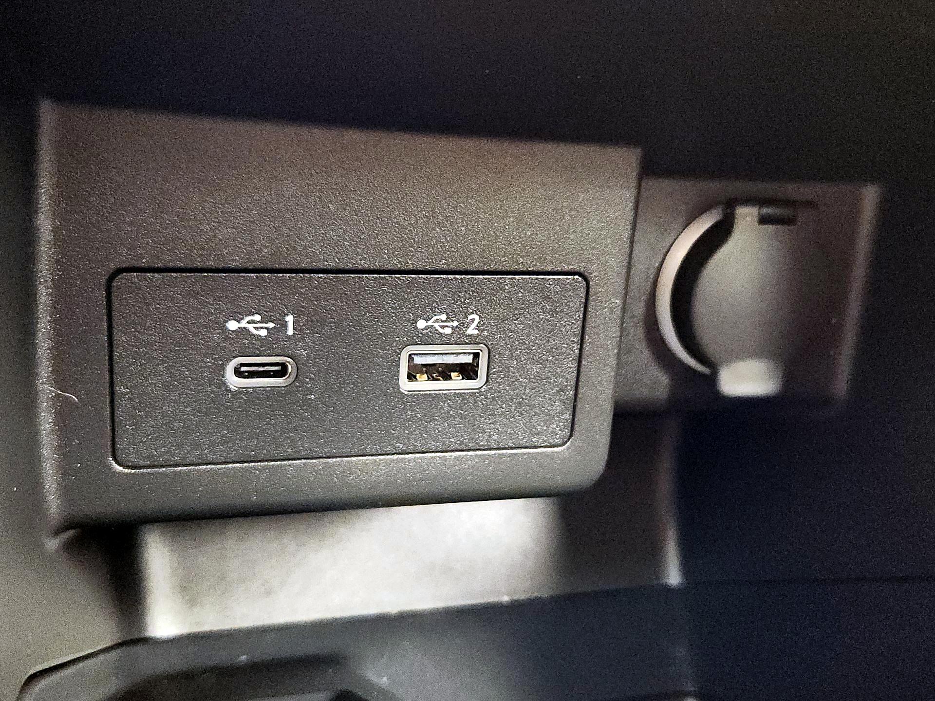 Thumbnail: 2024 Nissan Kicks - 17