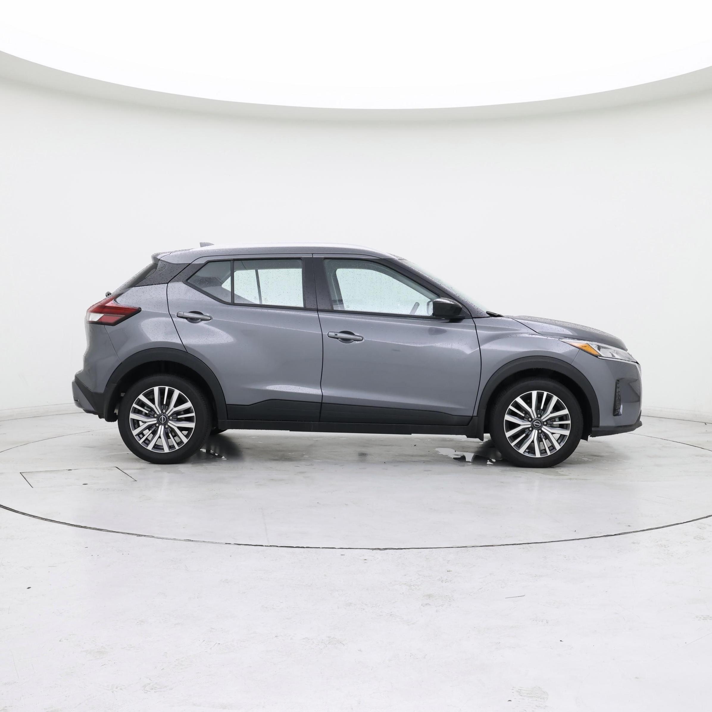 Thumbnail: 2024 Nissan Kicks - 7