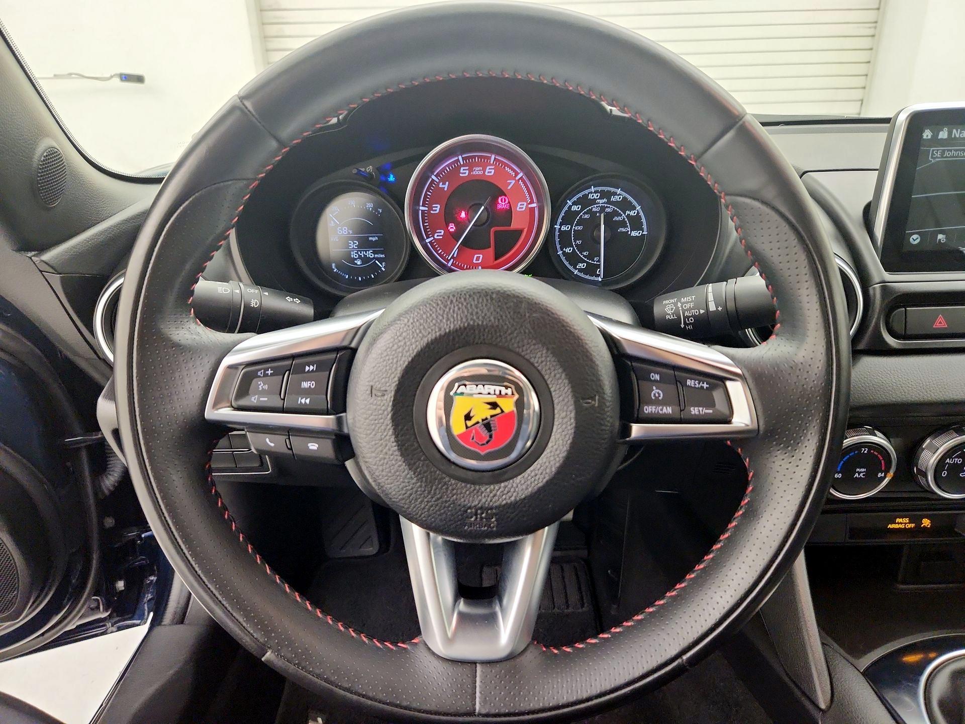 Thumbnail: 2020 Fiat 124 Spider - 10