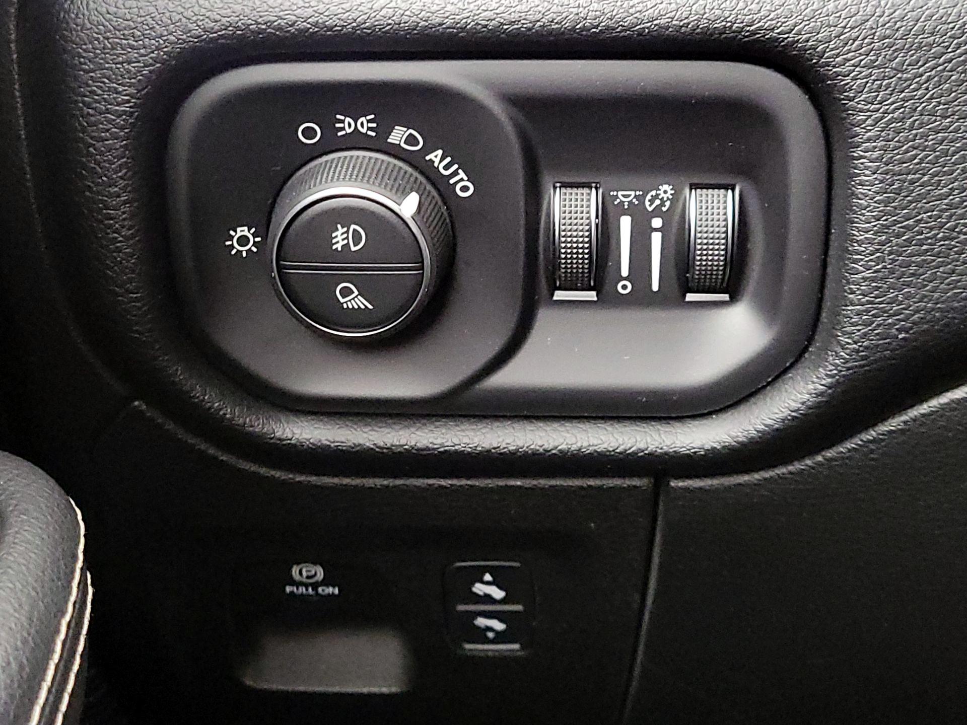 Thumbnail: 2022 RAM 1500 - 13