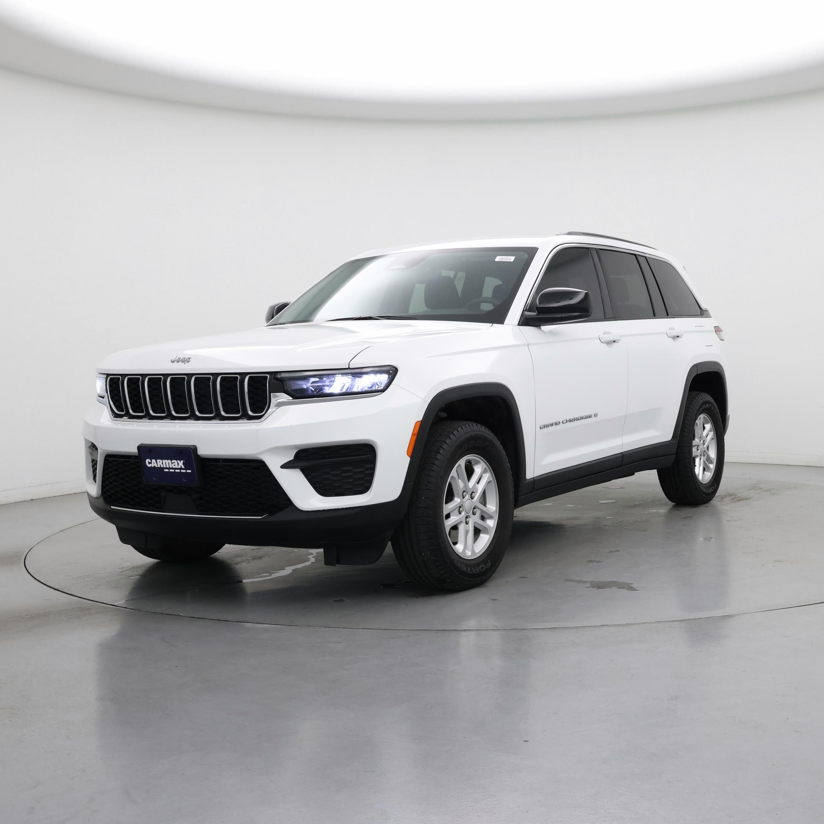Thumbnail: 2023 Jeep Grand Cherokee - 4