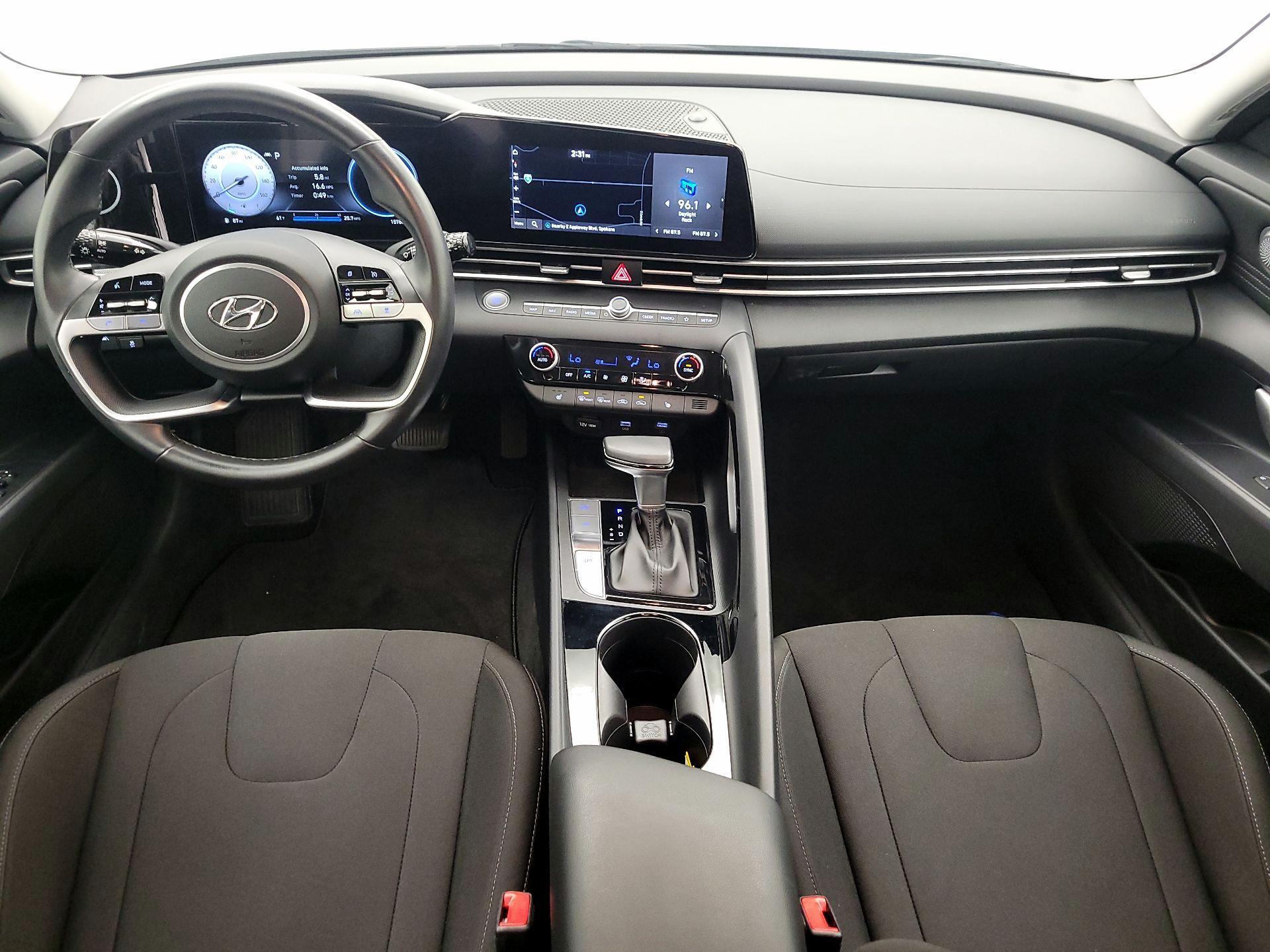 Thumbnail: 2023 Hyundai Elantra - 9