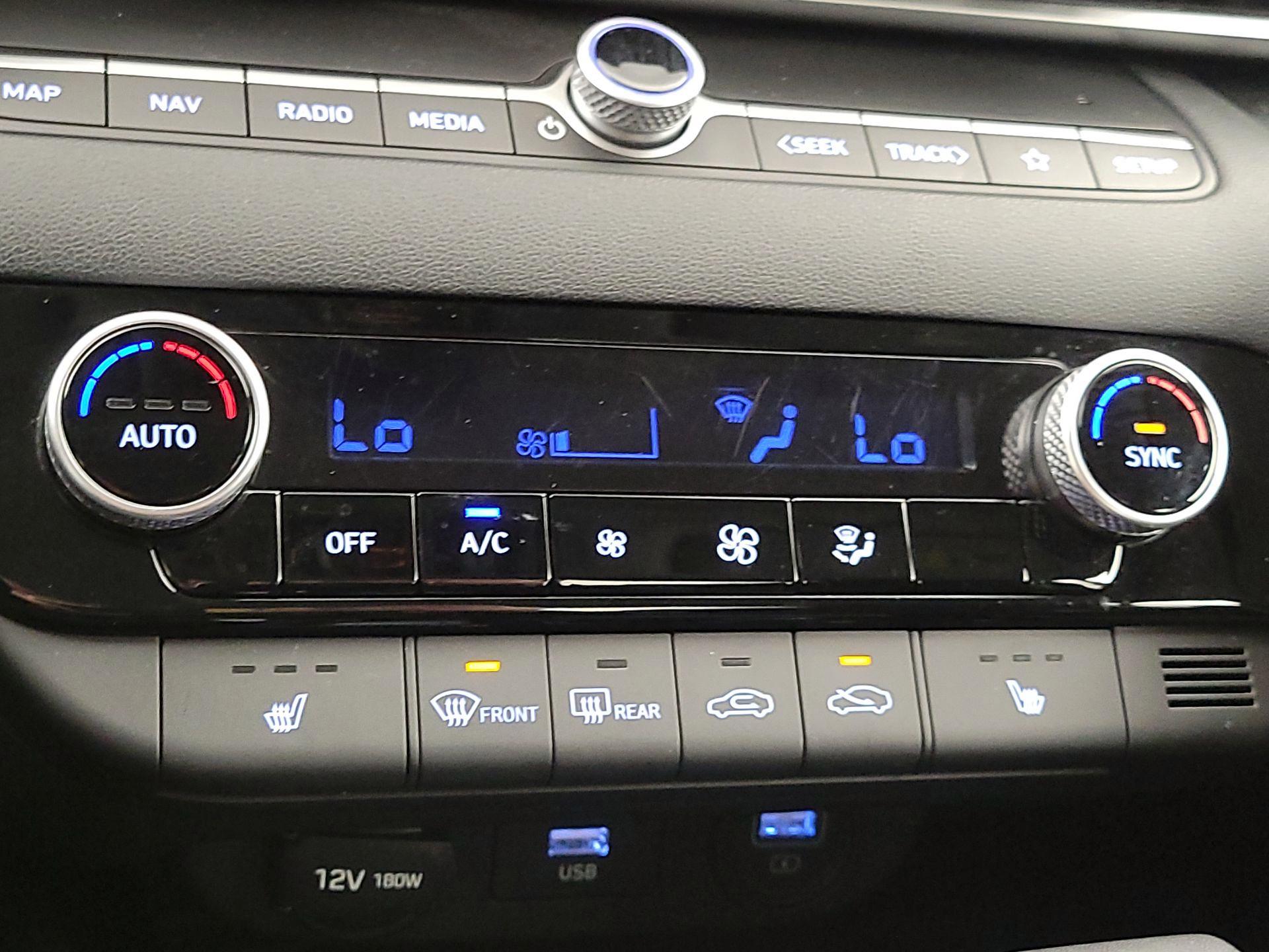 Thumbnail: 2023 Hyundai Elantra - 17