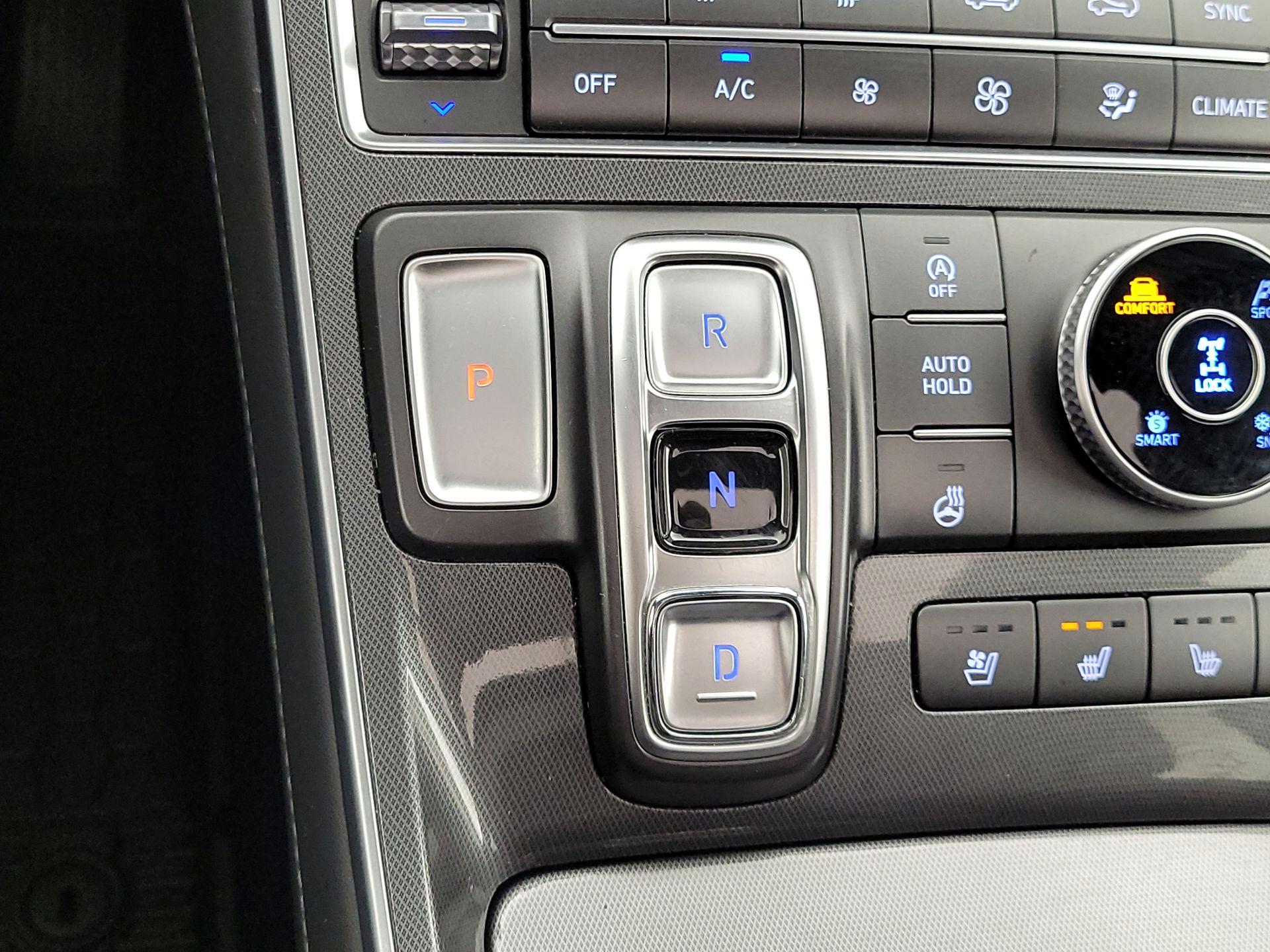 Thumbnail: 2023 Hyundai Santa Fe - 18