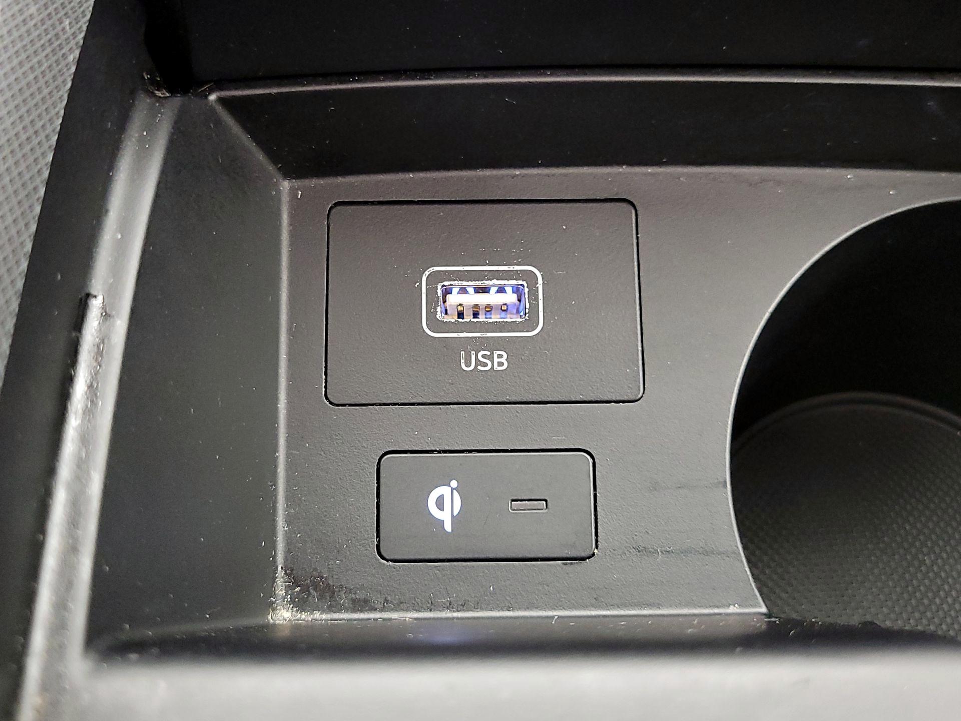 Thumbnail: 2023 Hyundai Santa Fe - 19