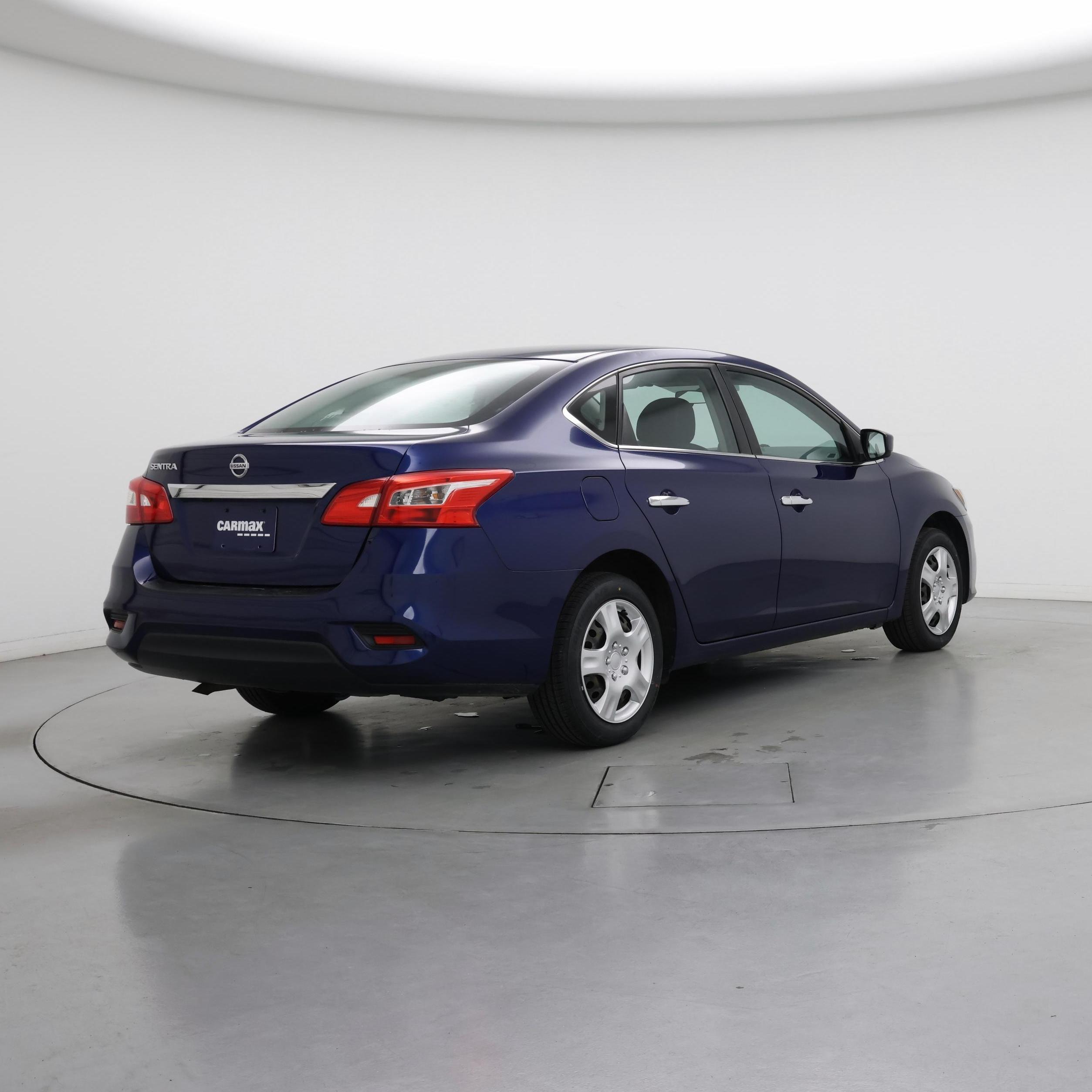 Thumbnail: 2018 Nissan Sentra - 8