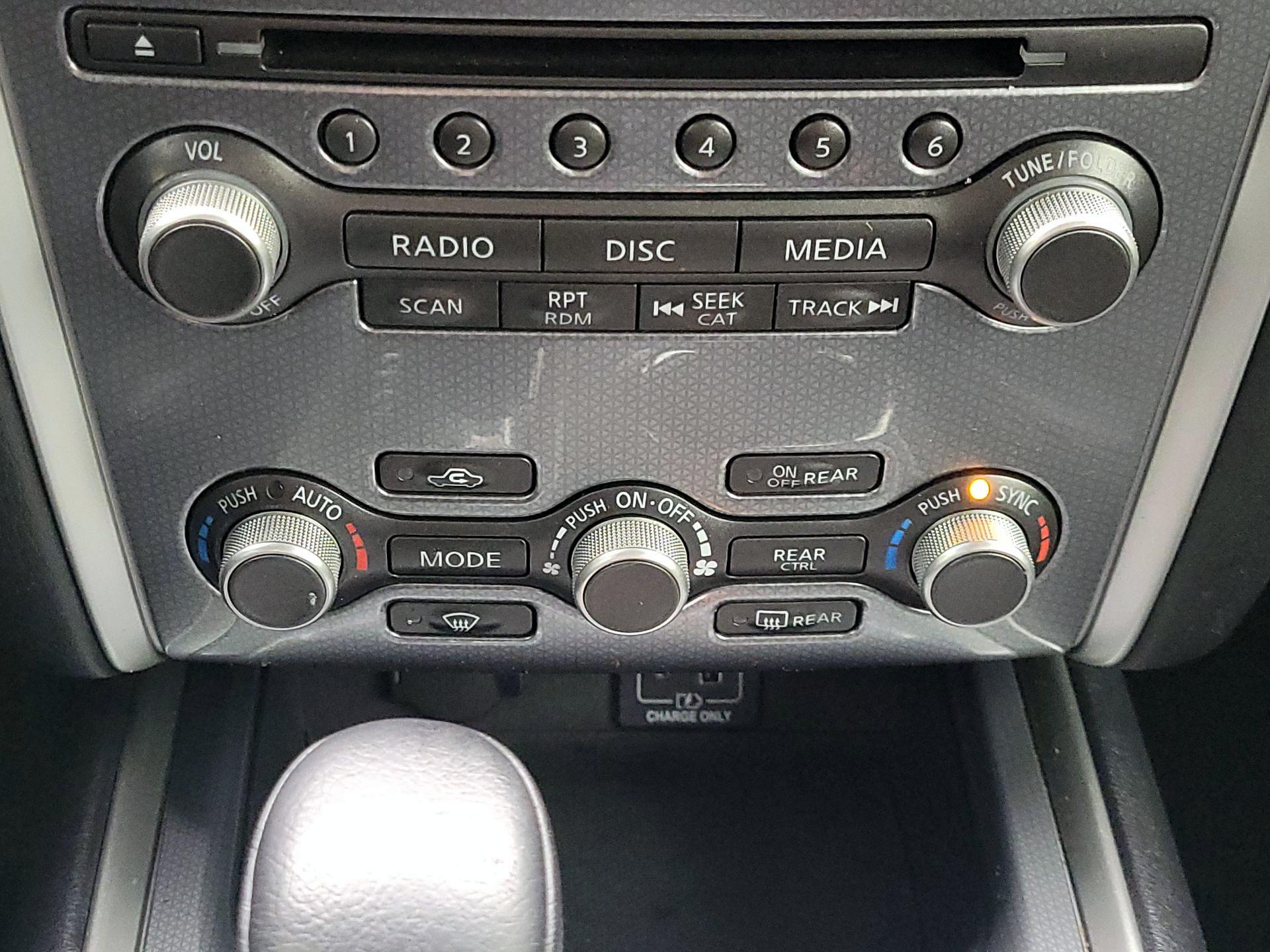 Thumbnail: 2019 Nissan Pathfinder - 17