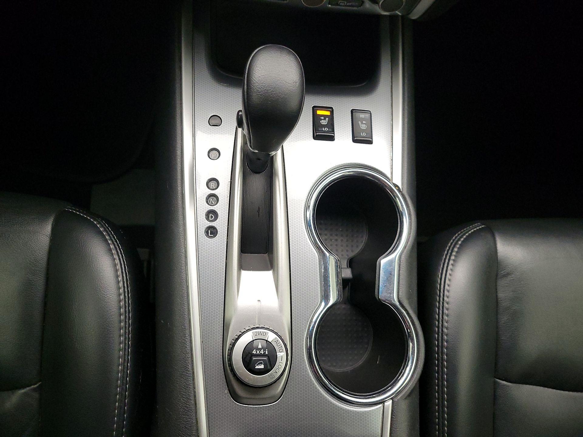 Thumbnail: 2019 Nissan Pathfinder - 18