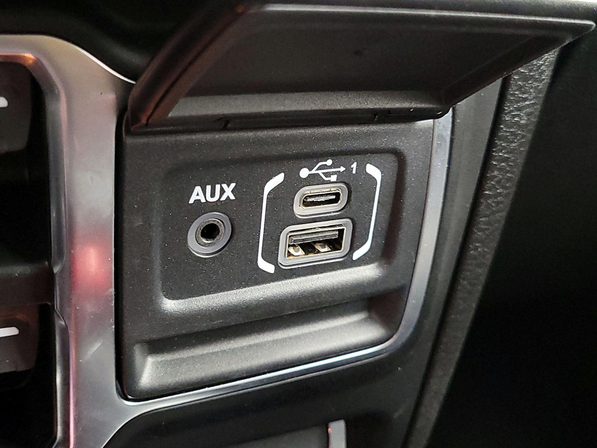Thumbnail: 2024 Jeep Wrangler - 19