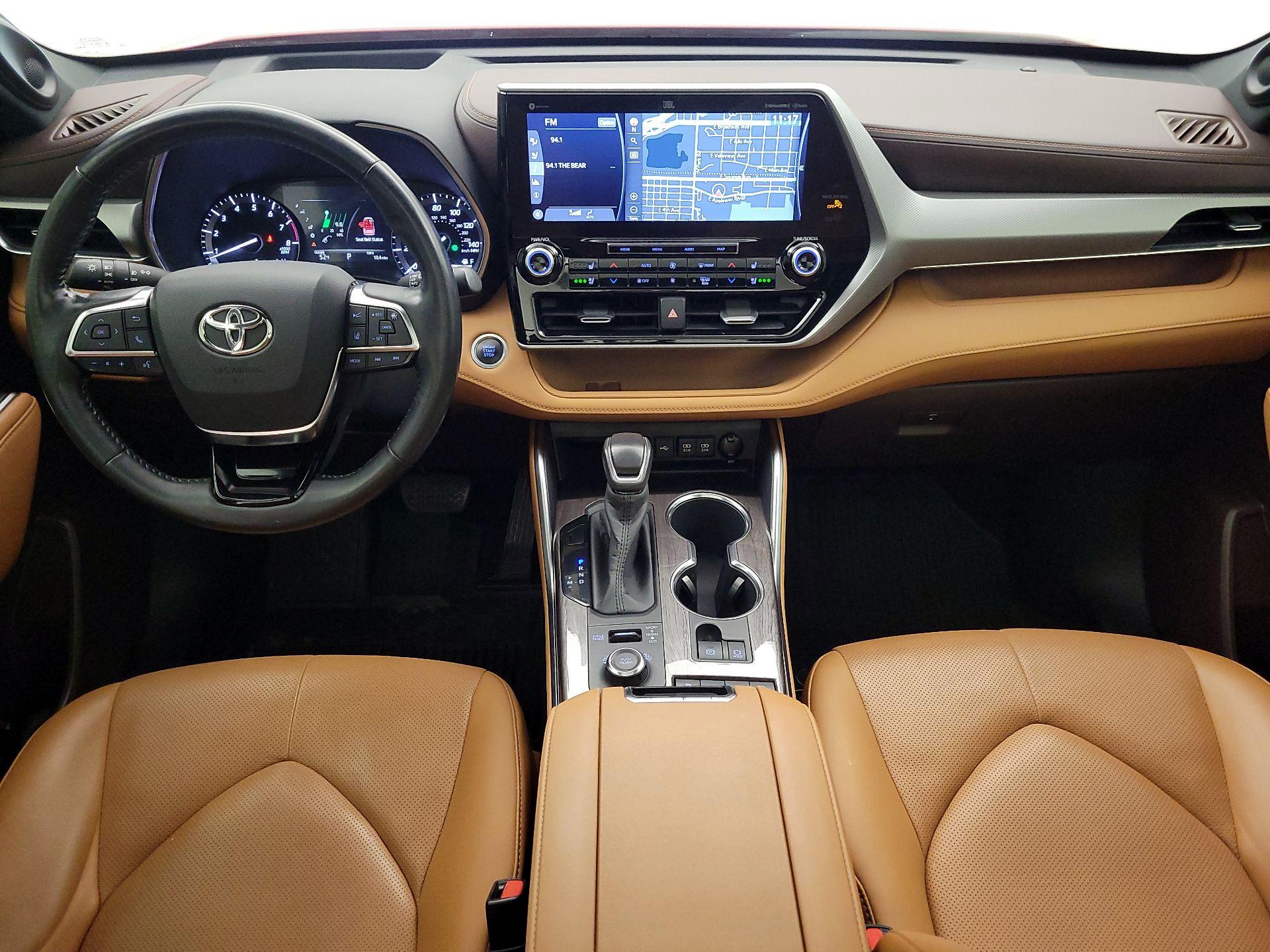 Thumbnail: 2020 Toyota Highlander - 9