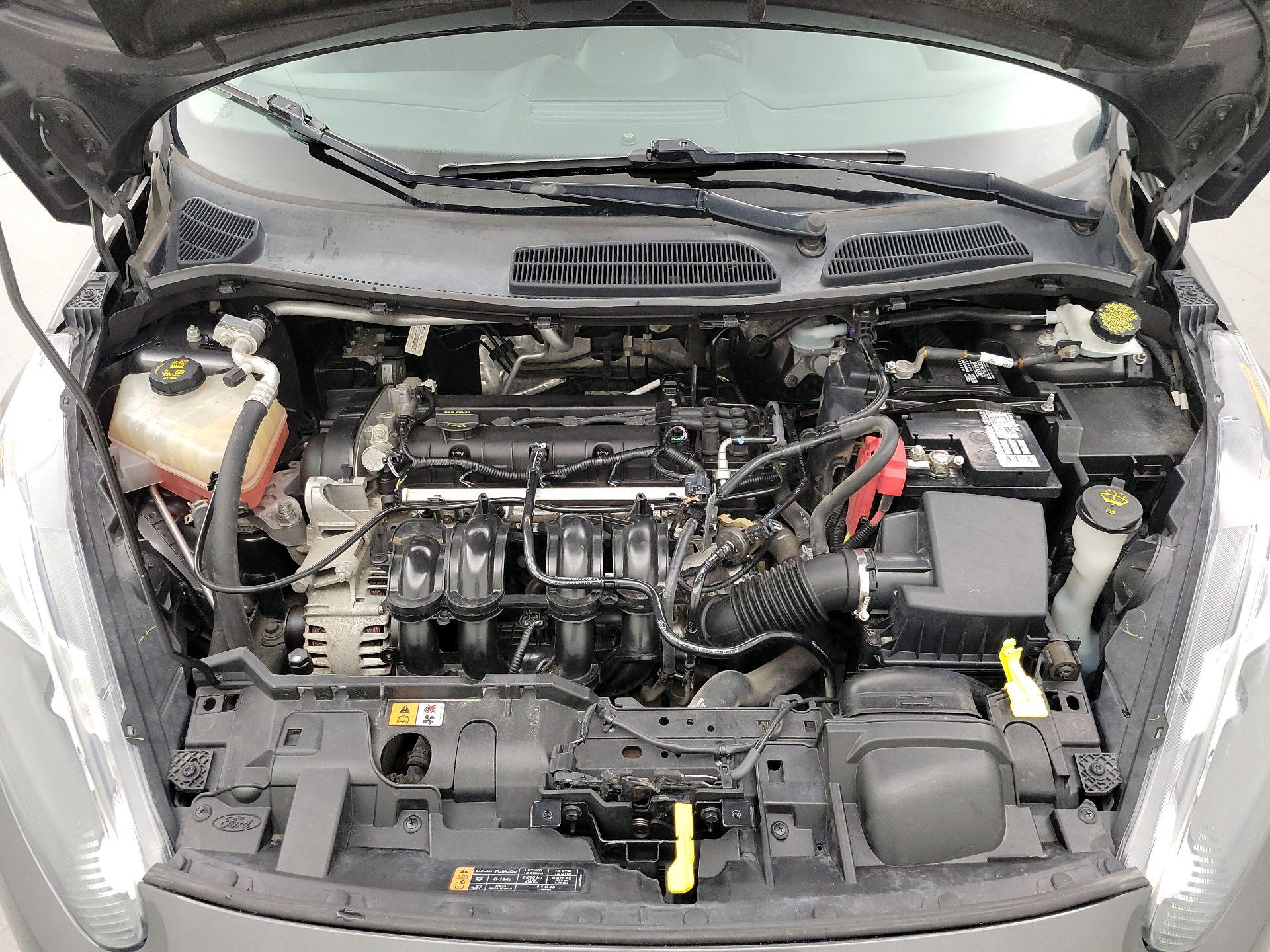 Thumbnail: 2015 Ford Fiesta - 20