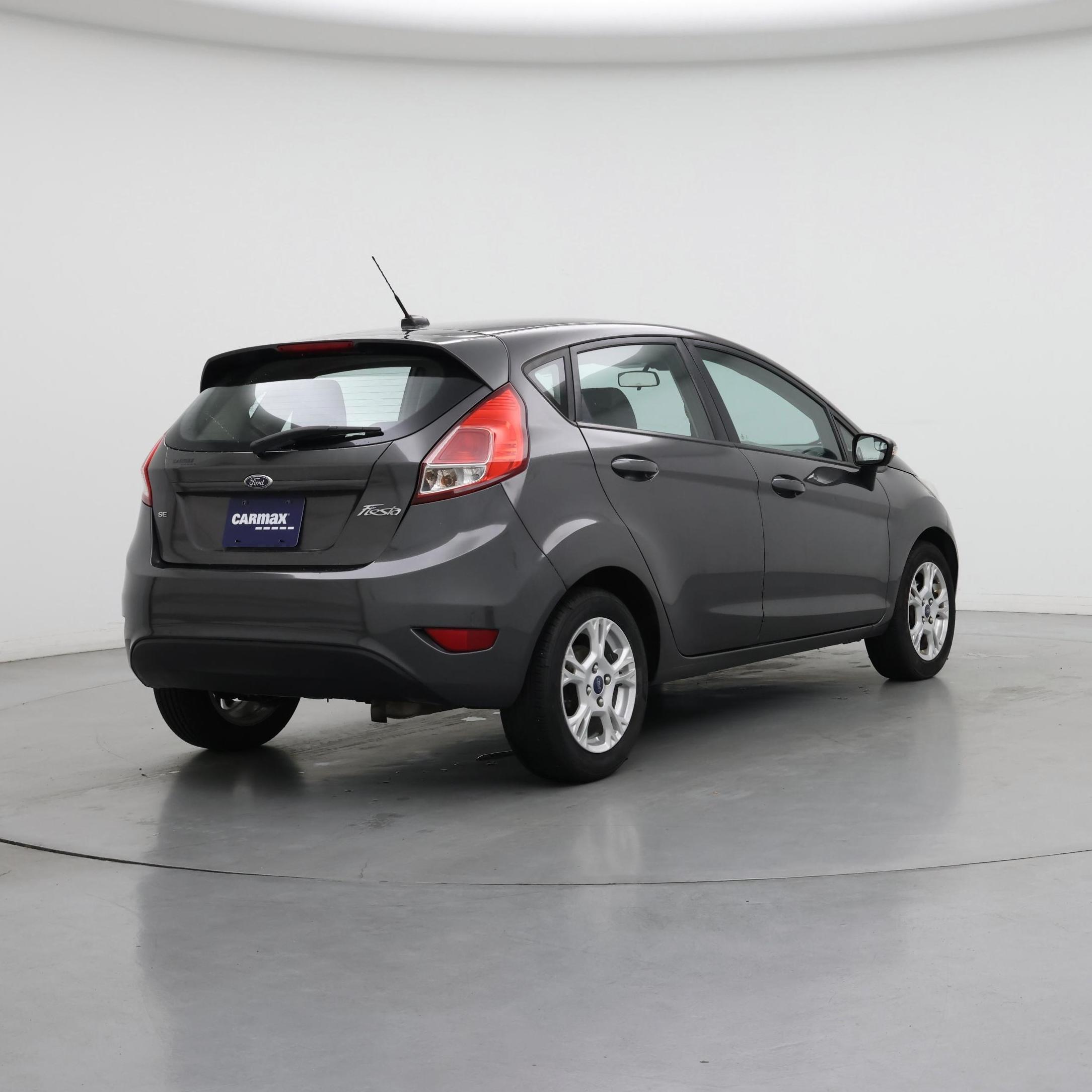 Thumbnail: 2015 Ford Fiesta - 8