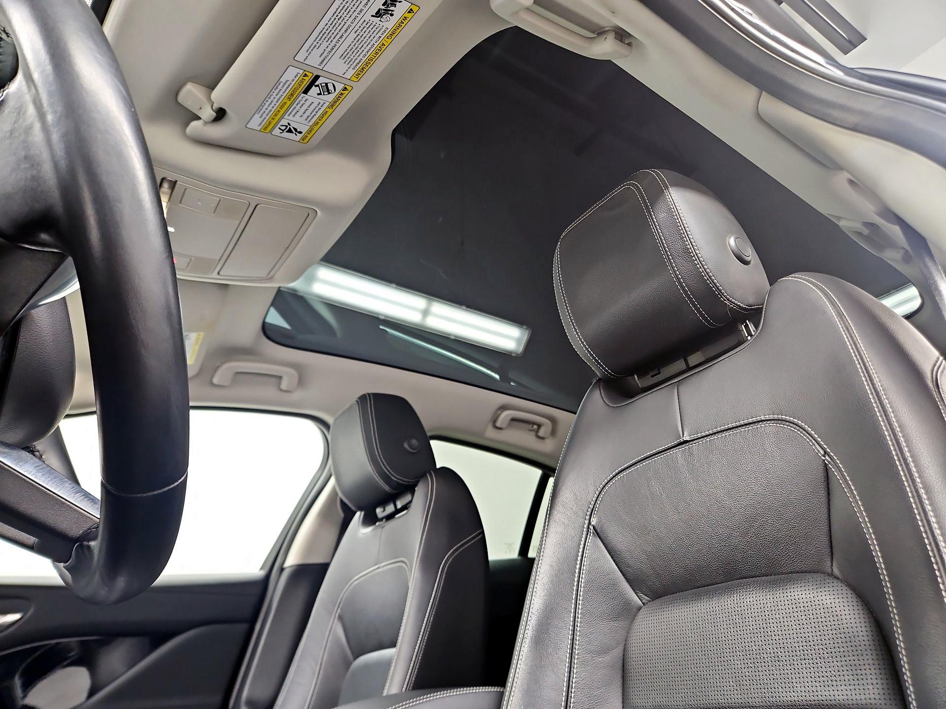 Thumbnail: 2020 Jaguar I-Pace - 19