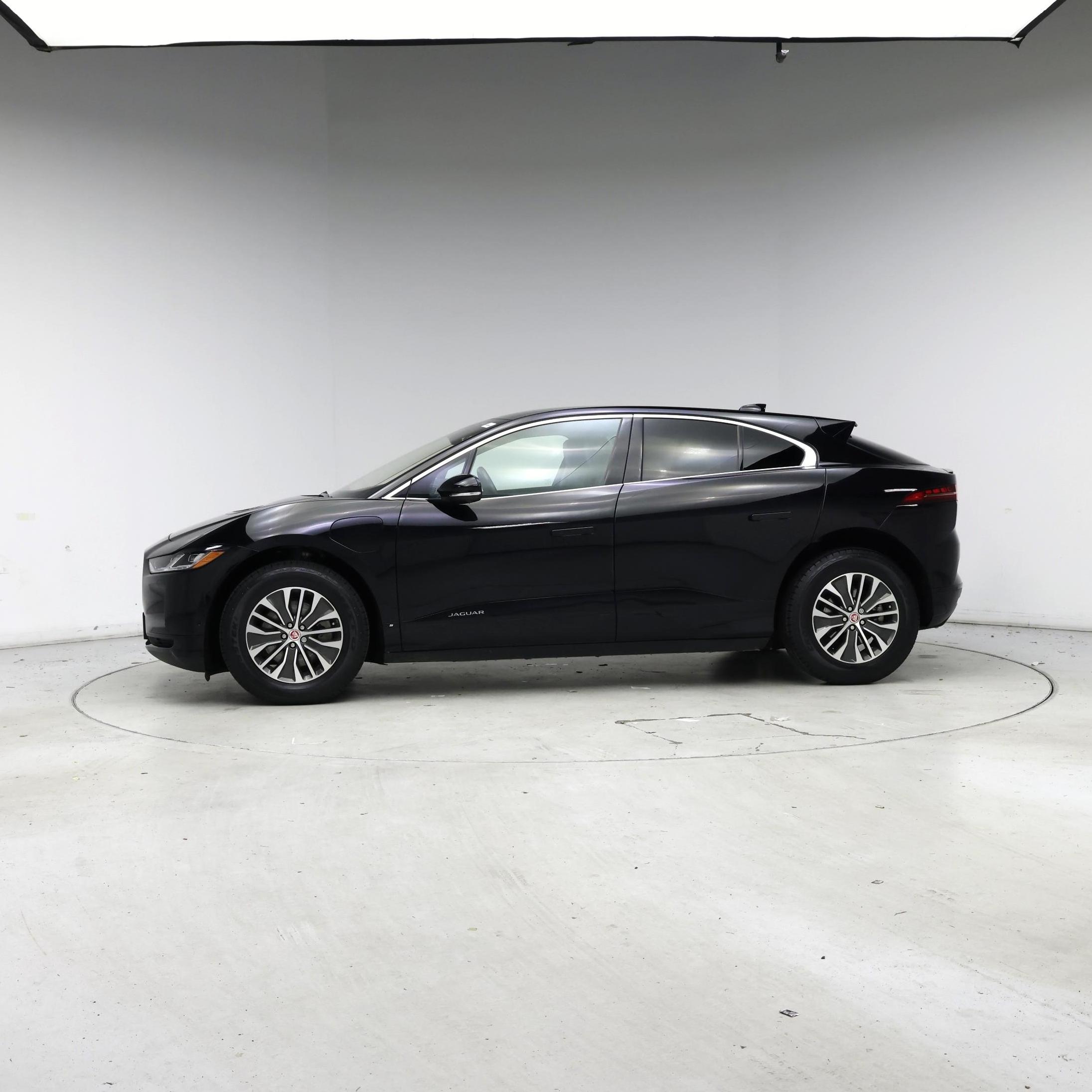 Thumbnail: 2020 Jaguar I-Pace - 3