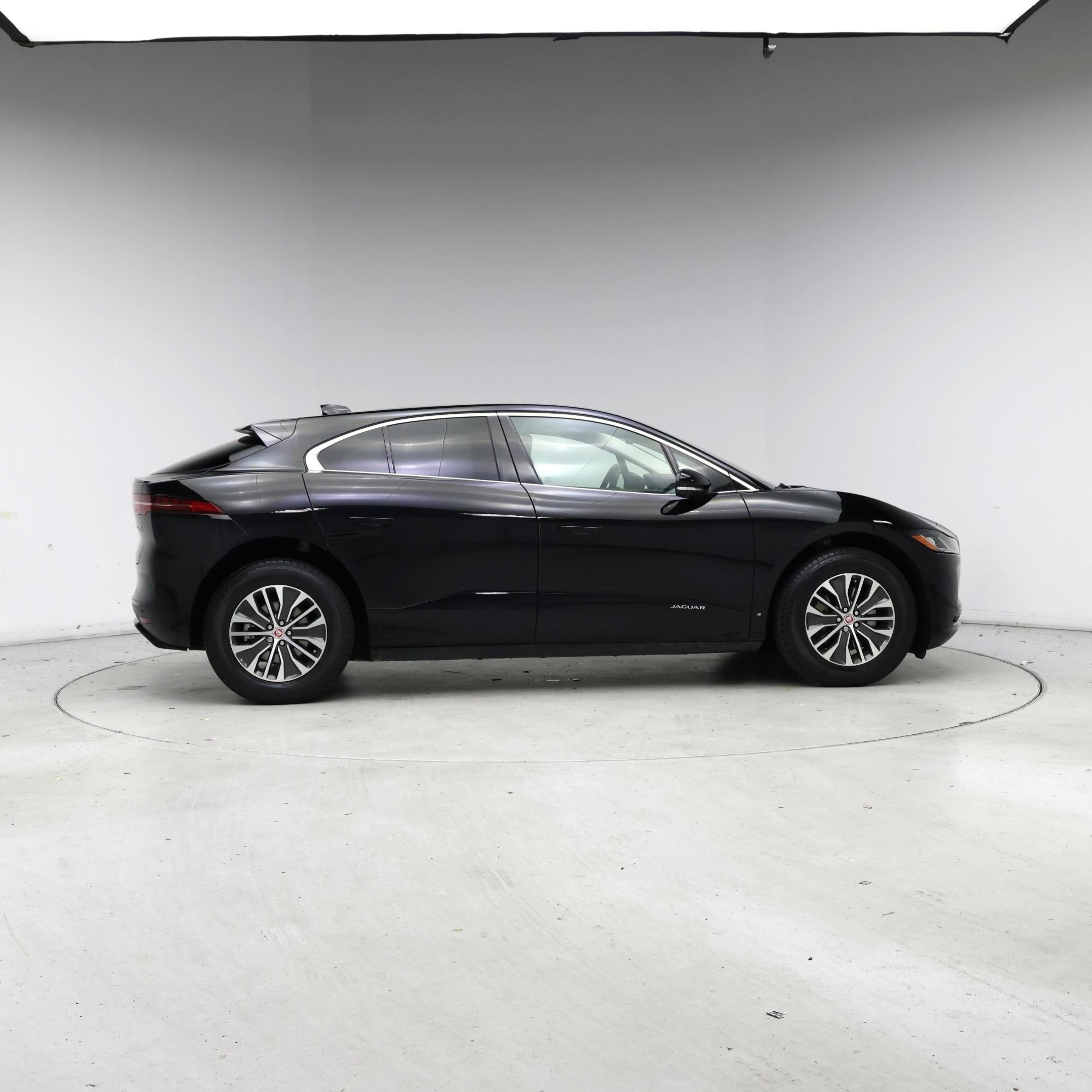 Thumbnail: 2020 Jaguar I-Pace - 7