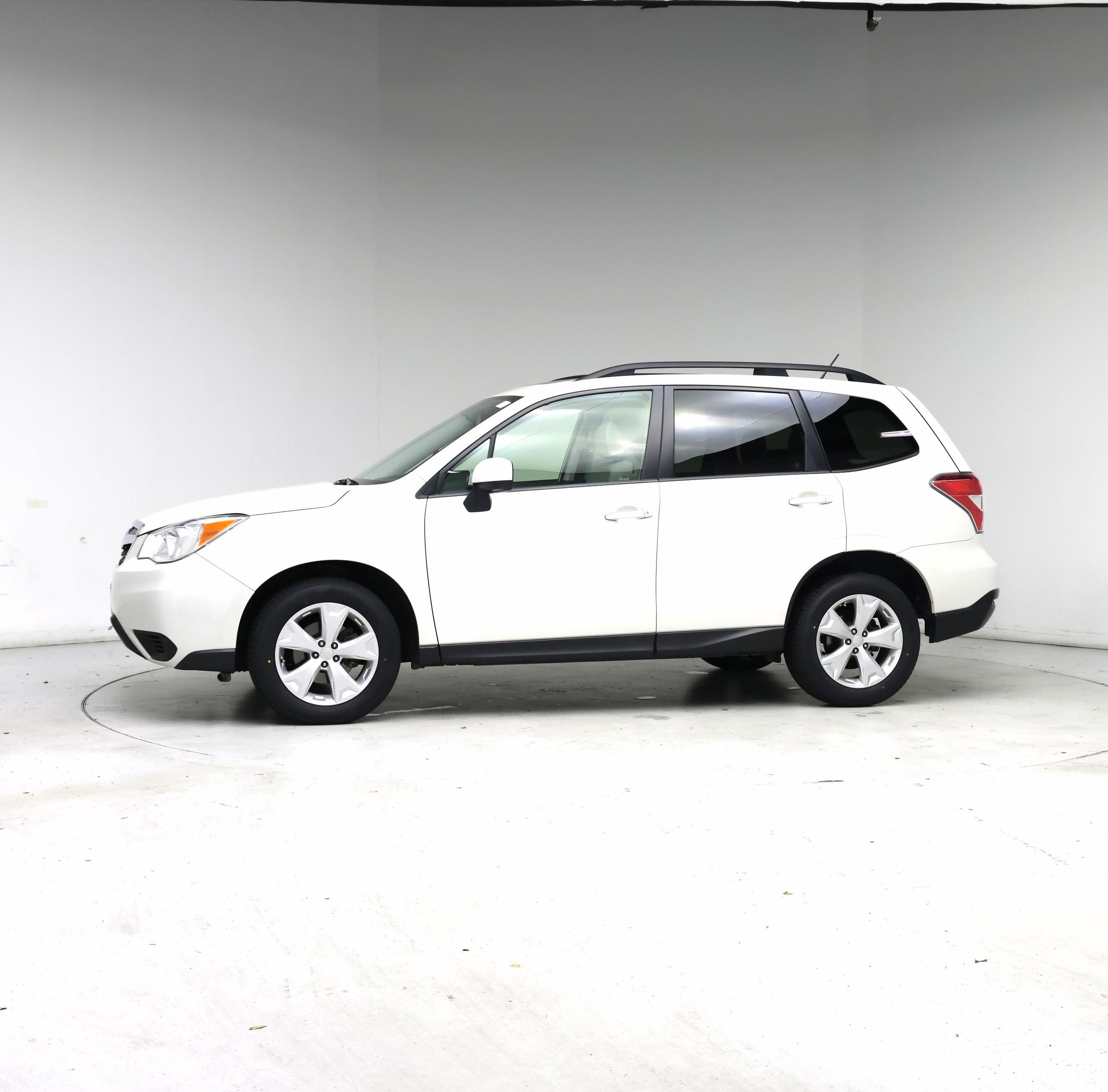 Thumbnail: 2015 Subaru Forester - 3