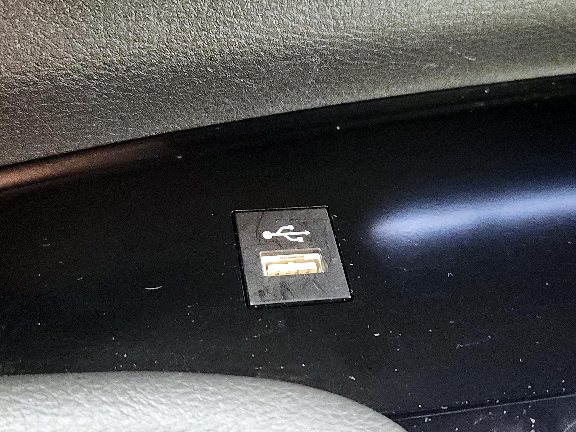 Thumbnail: 2025 Toyota Sienna - 18