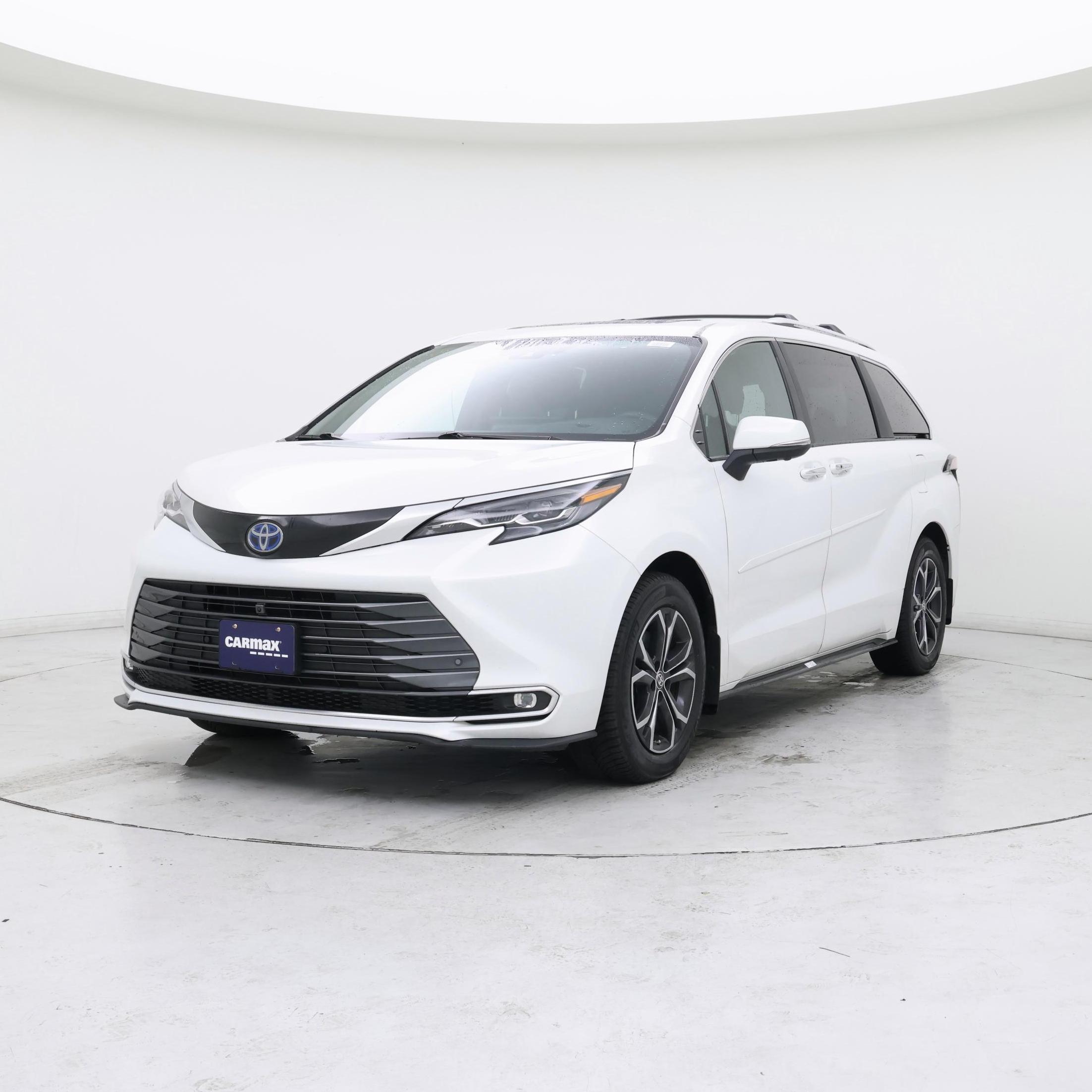 Thumbnail: 2025 Toyota Sienna - 4