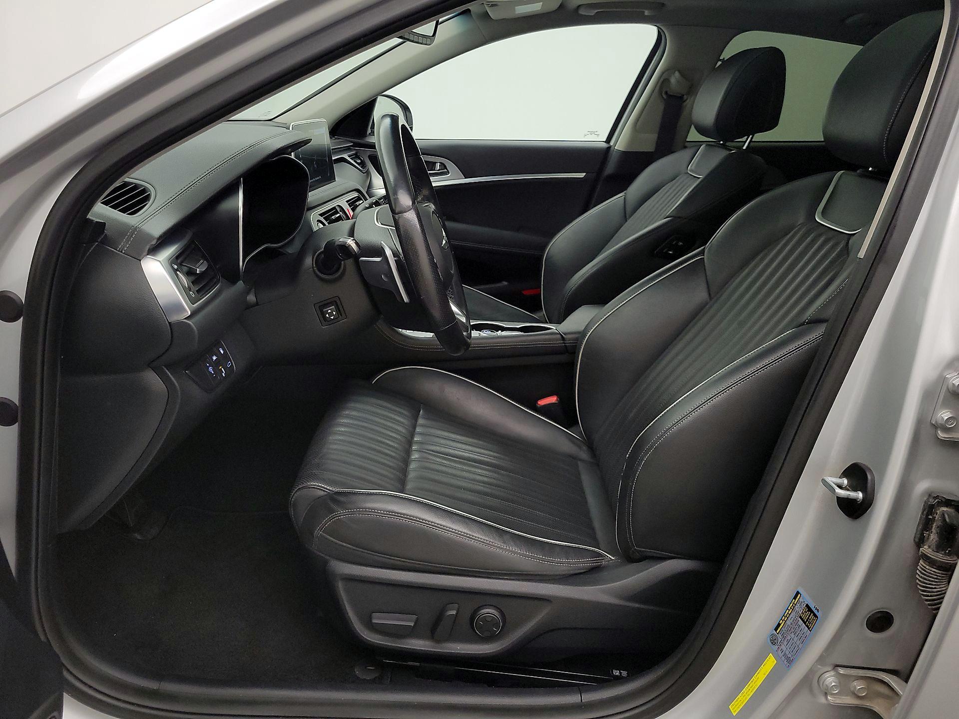 Thumbnail: 2019 Genesis G70 - 11