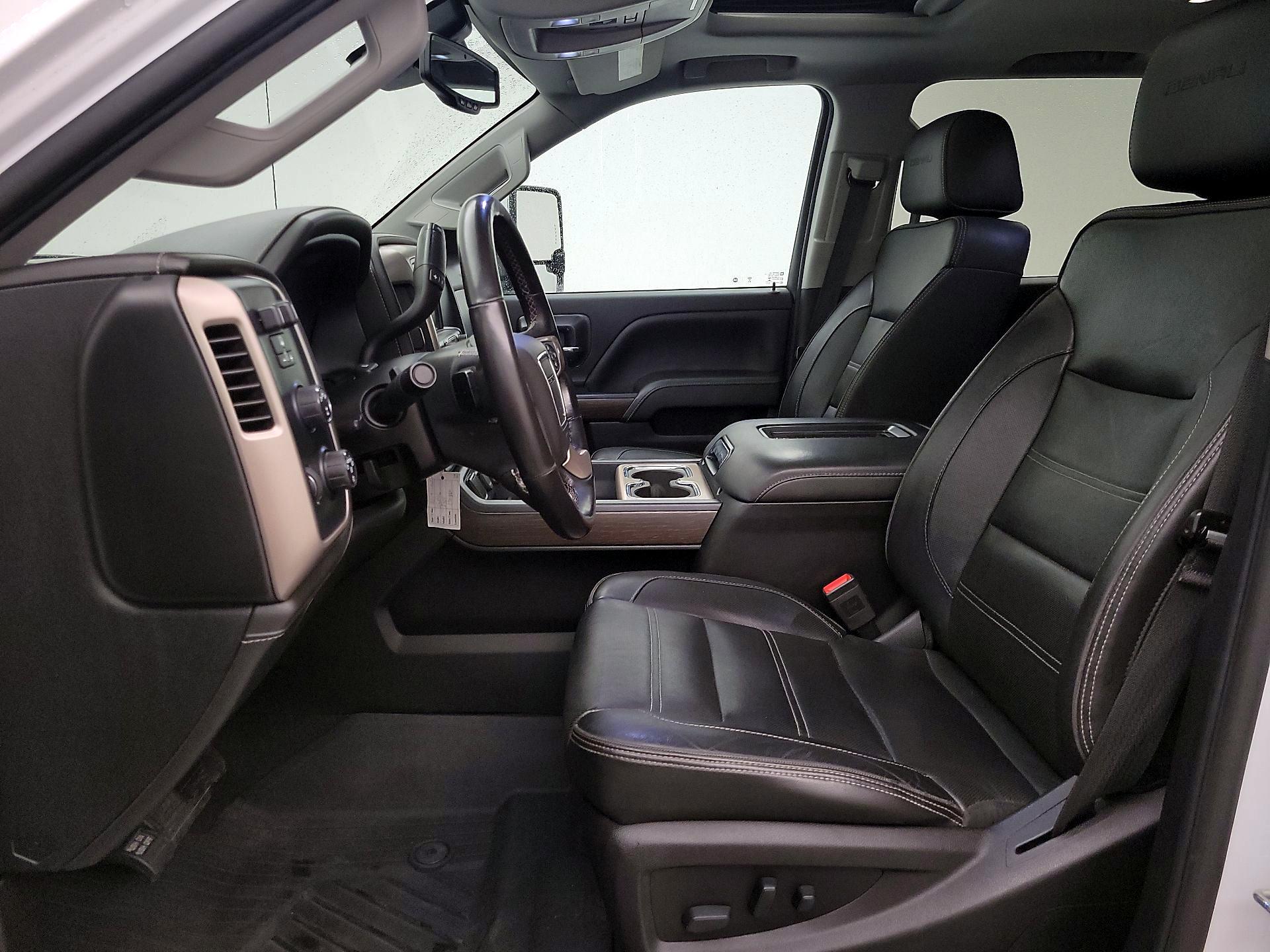 Thumbnail: 2019 GMC Sierra 2500 - 11