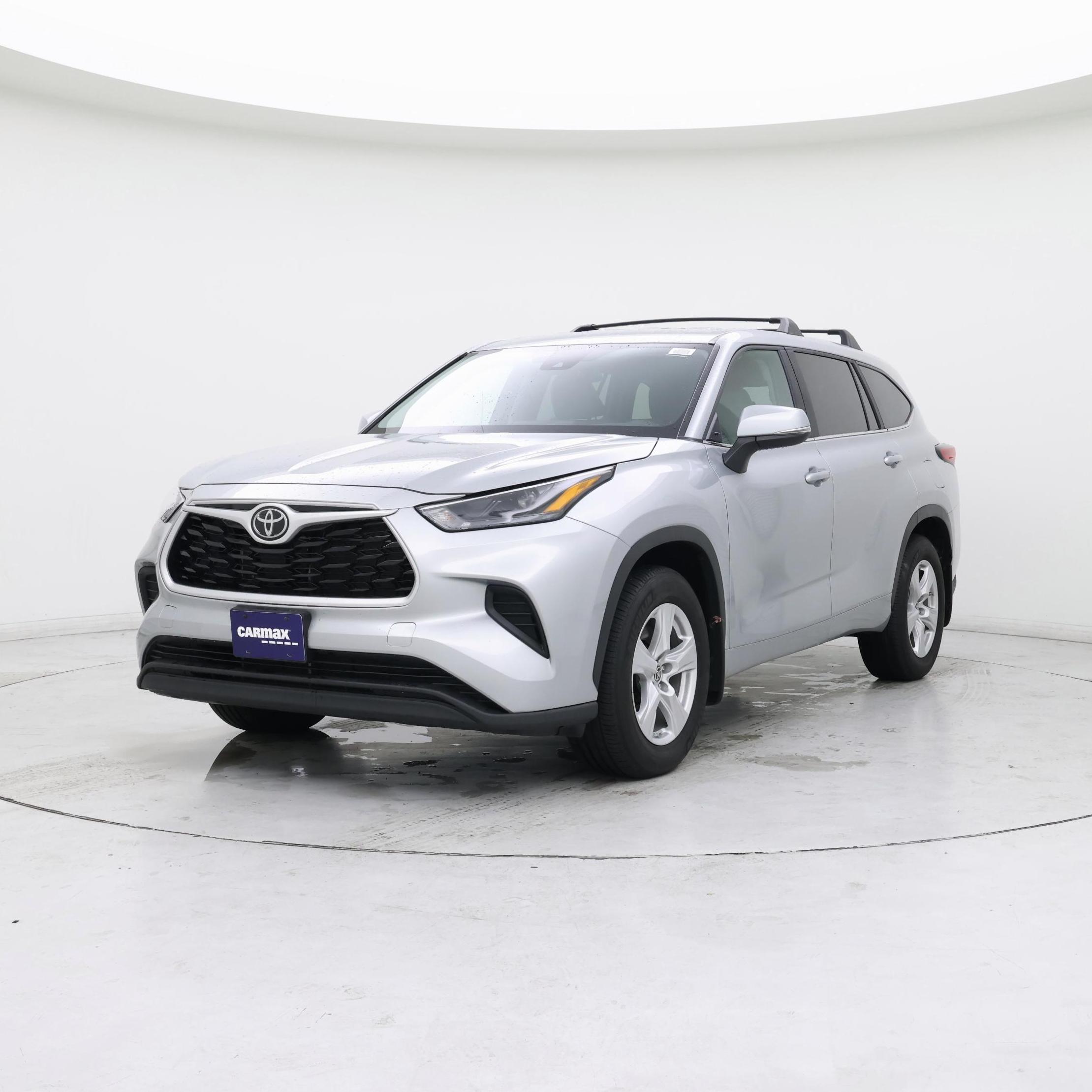 Thumbnail: 2023 Toyota Highlander - 4