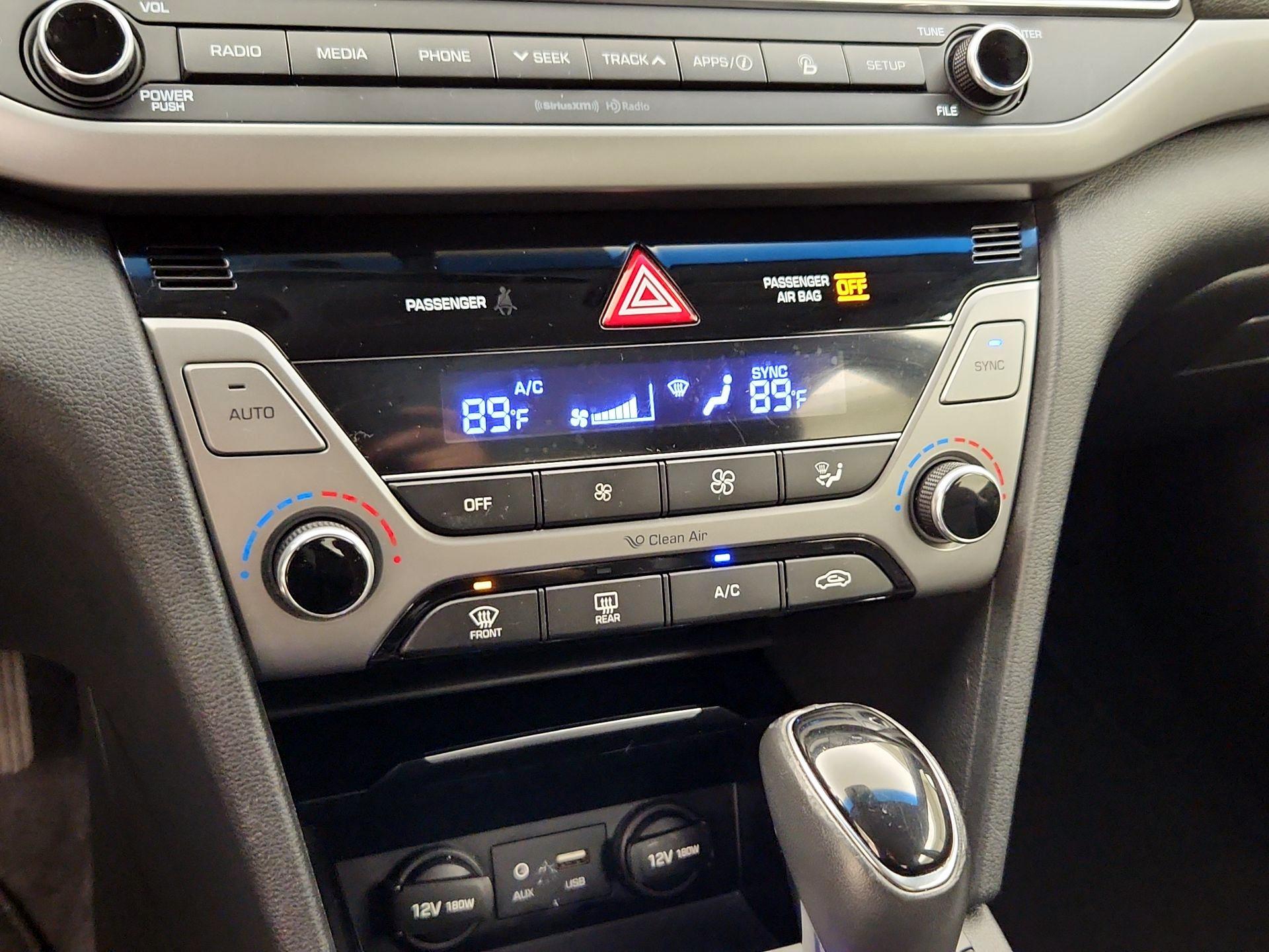 Thumbnail: 2017 Hyundai Elantra - 16