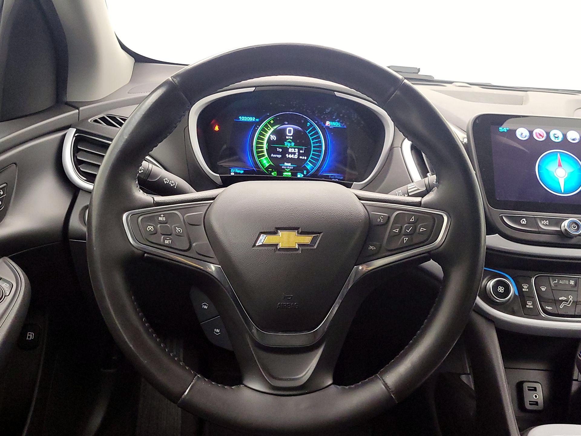 Thumbnail: 2017 Chevrolet Volt - 10
