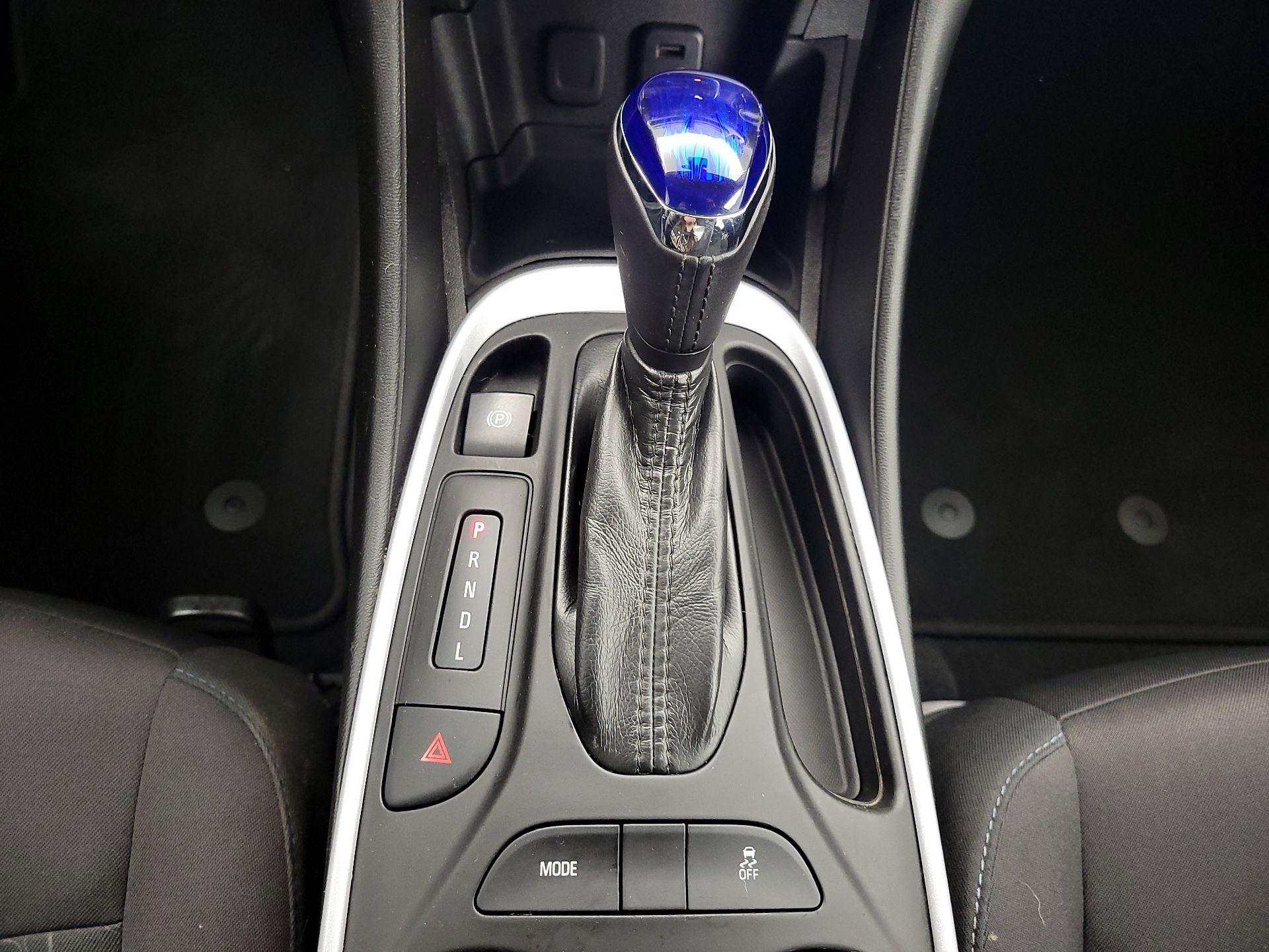 Thumbnail: 2017 Chevrolet Volt - 18