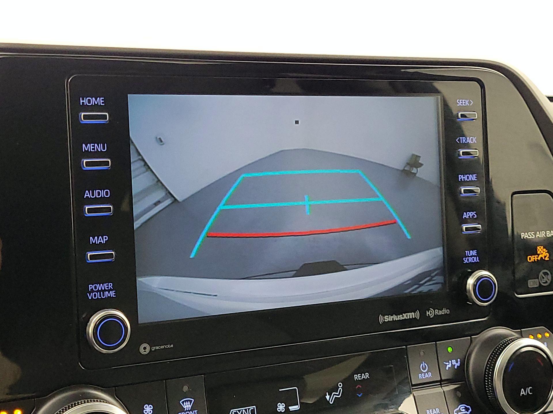 Thumbnail: 2020 Toyota Highlander - 15