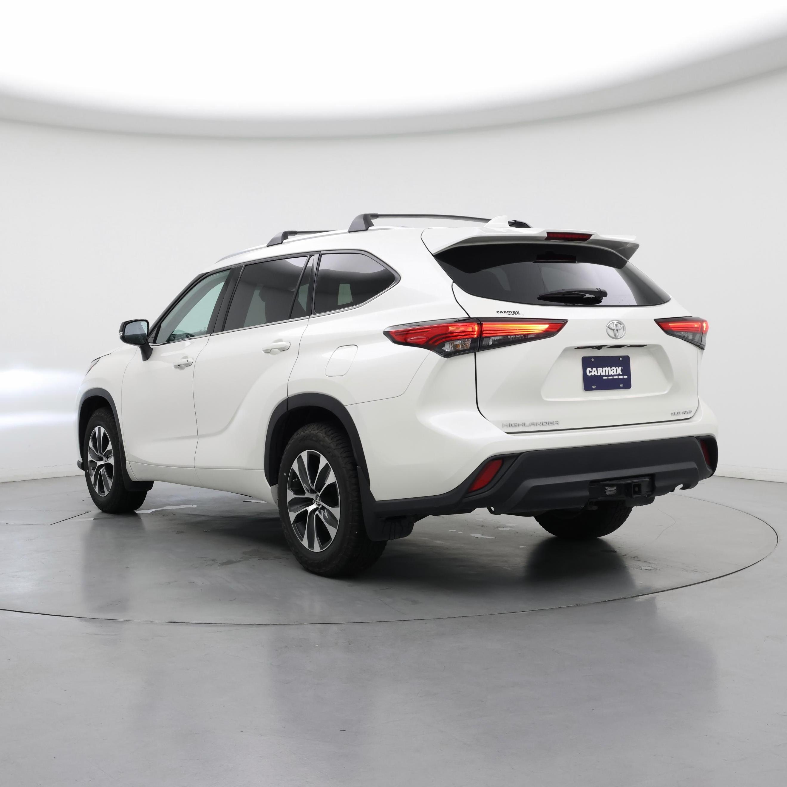 Thumbnail: 2020 Toyota Highlander - 2