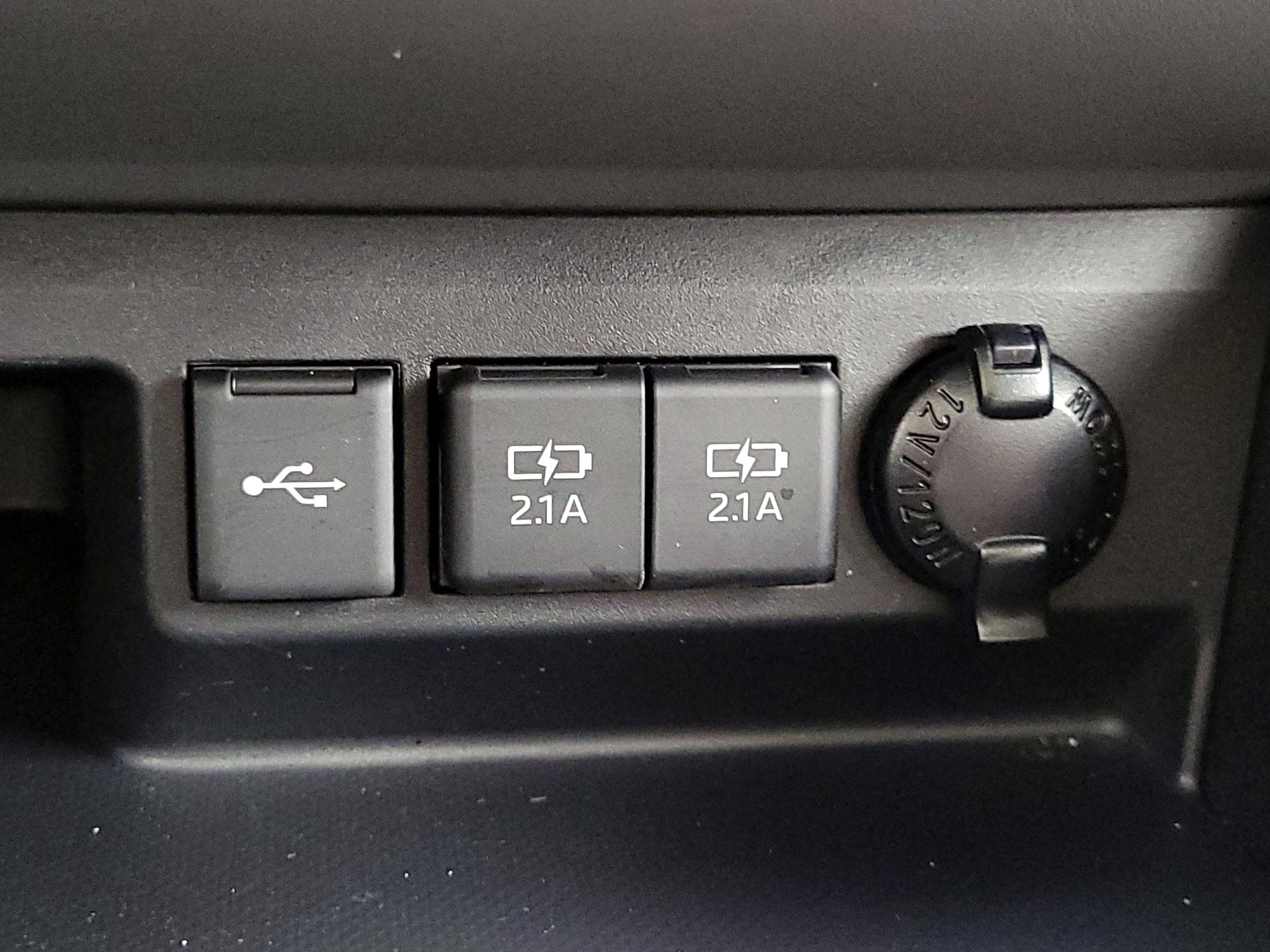 Thumbnail: 2020 Toyota Highlander - 19