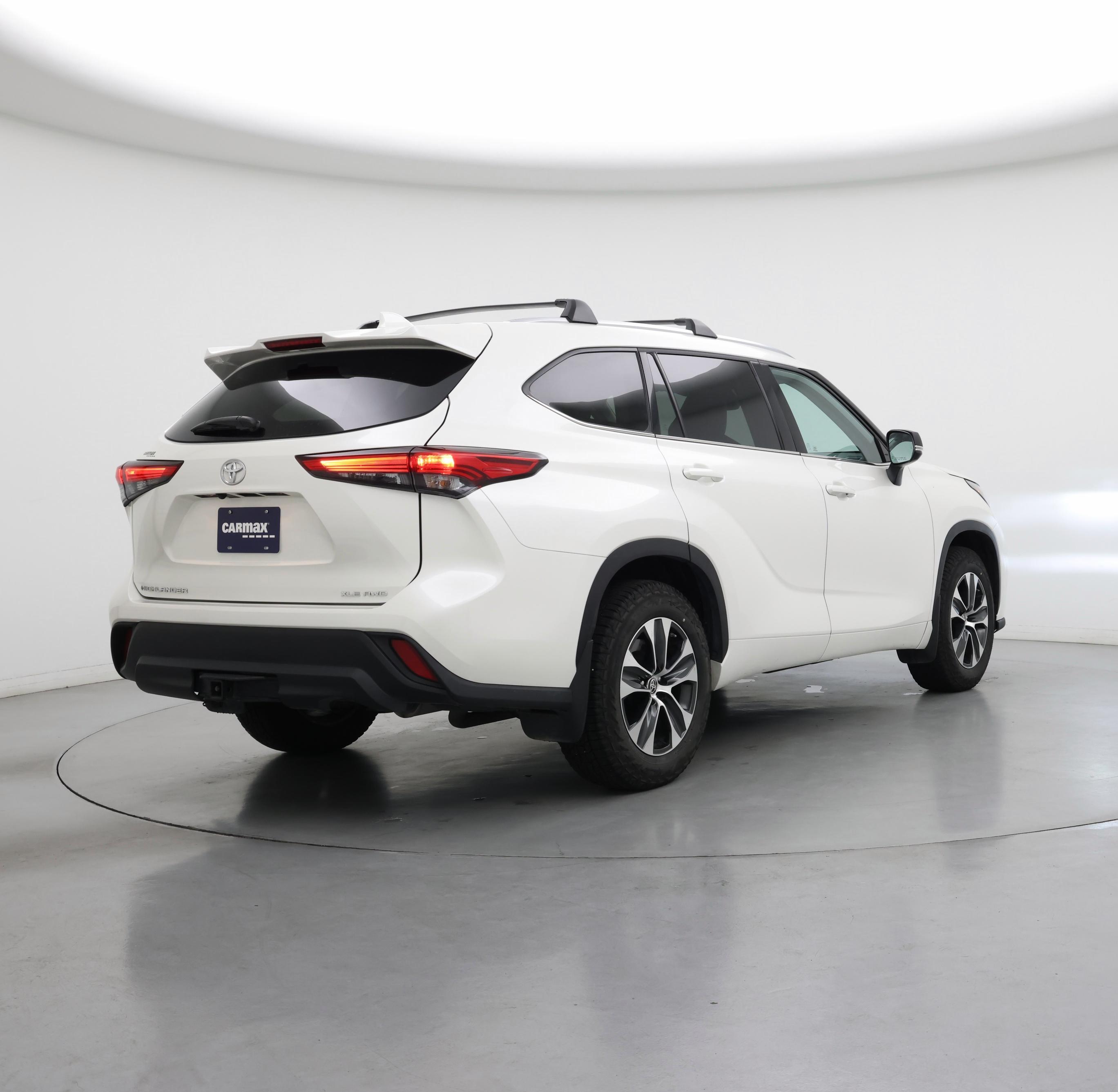 Thumbnail: 2020 Toyota Highlander - 8