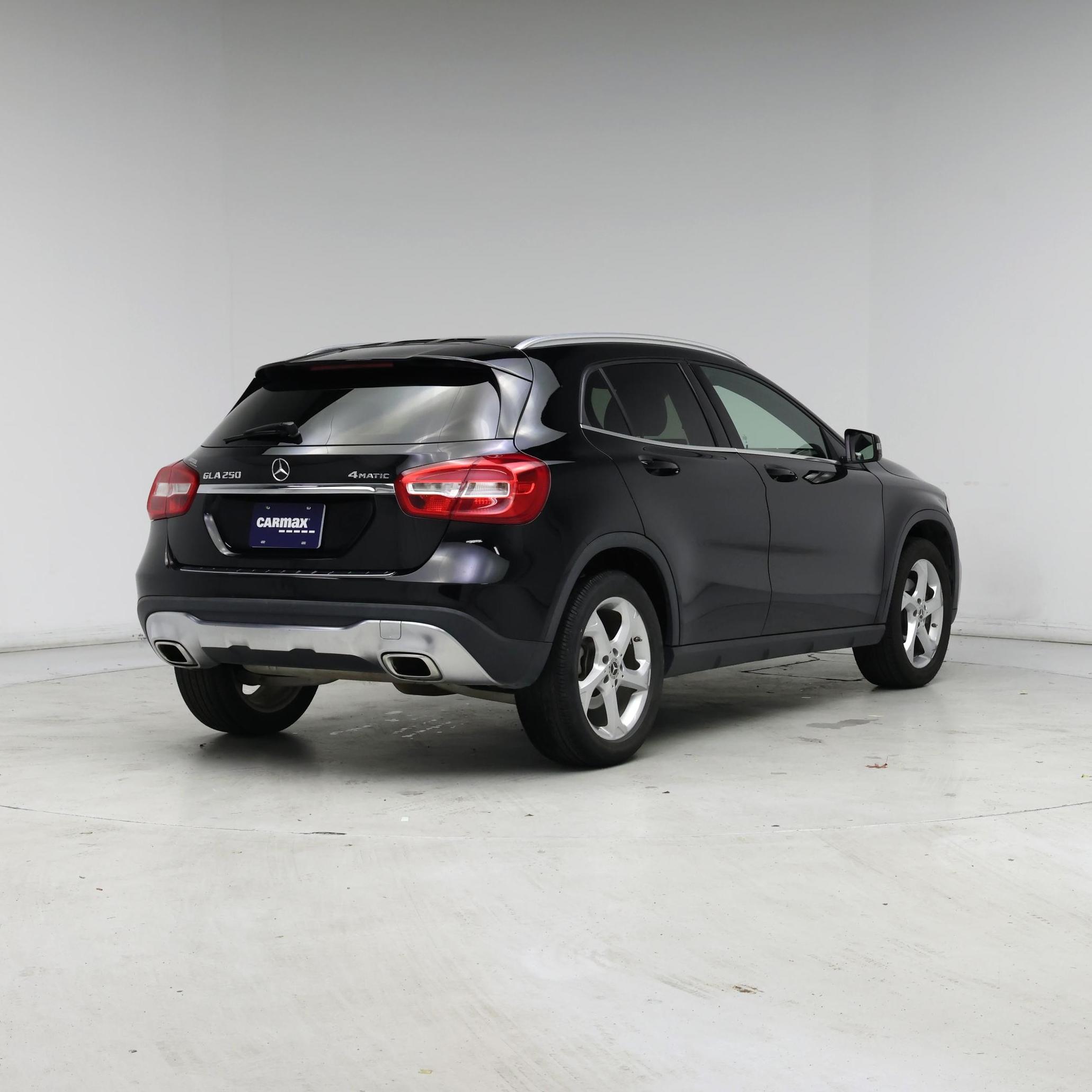 Thumbnail: 2019 Mercedes-Benz GLA - 8