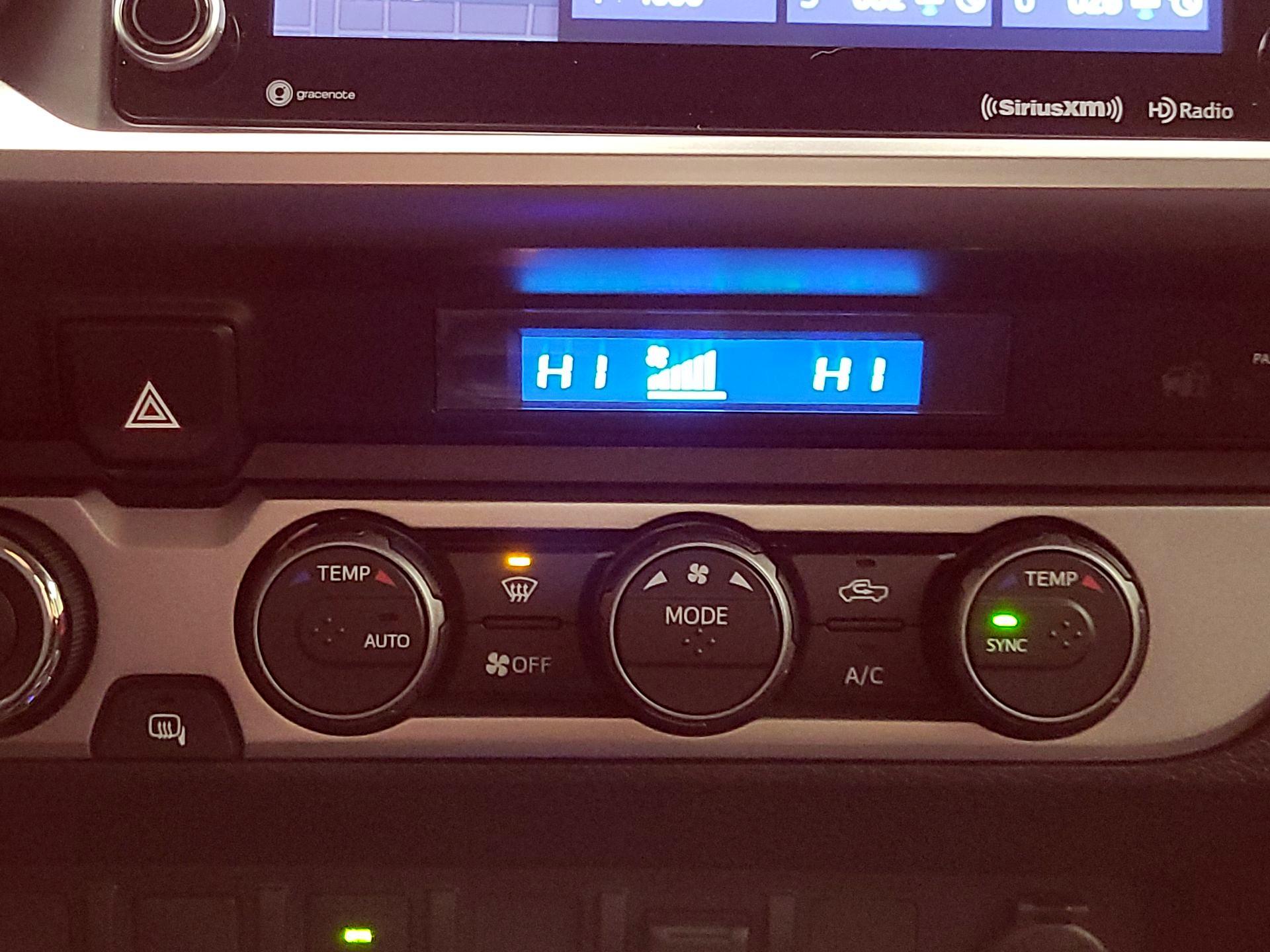 Thumbnail: 2023 Toyota Tacoma - 17