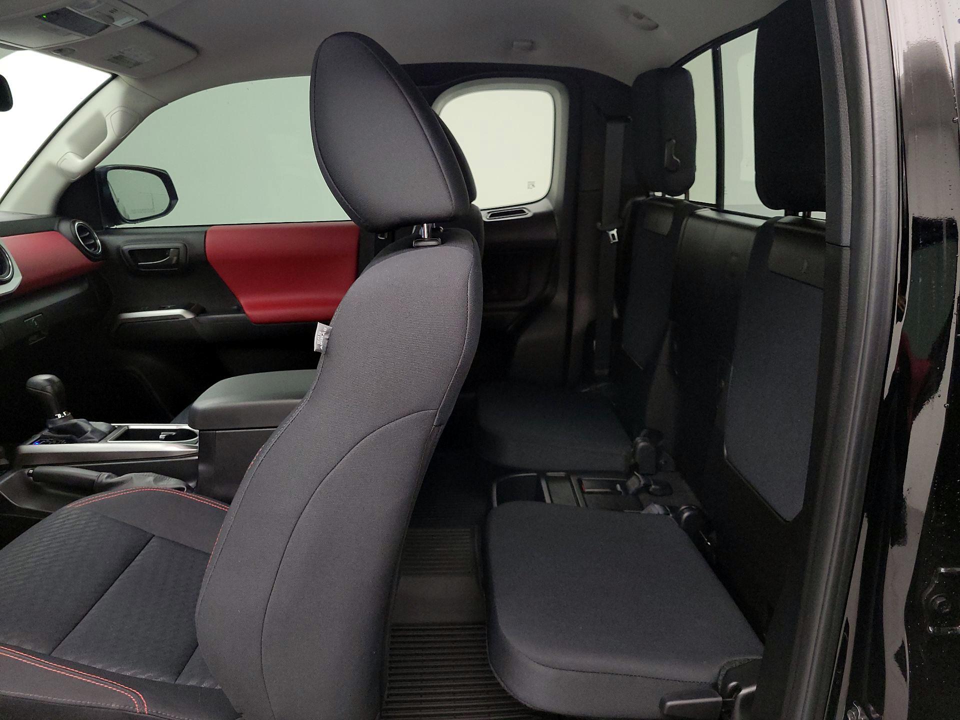 Thumbnail: 2023 Toyota Tacoma - 20