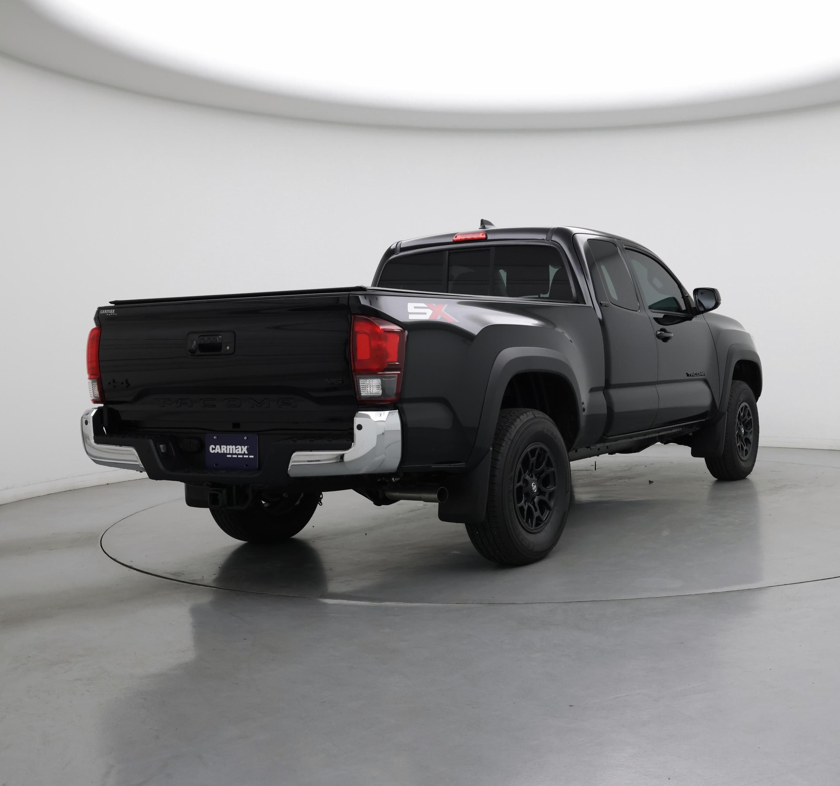 Thumbnail: 2023 Toyota Tacoma - 8