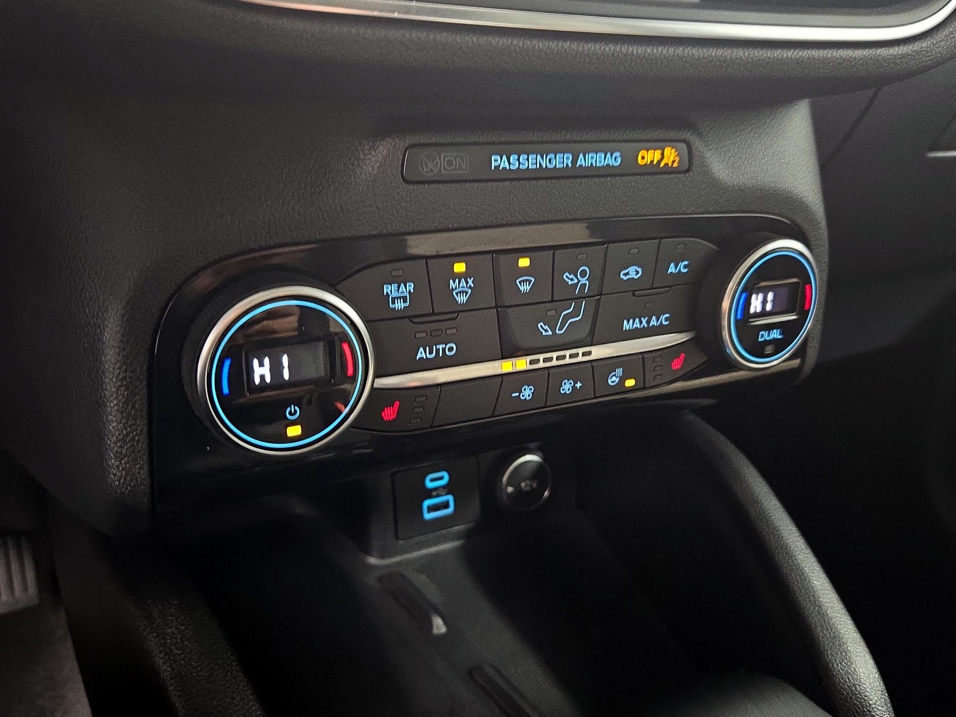 Thumbnail: 2021 Ford Escape - 17