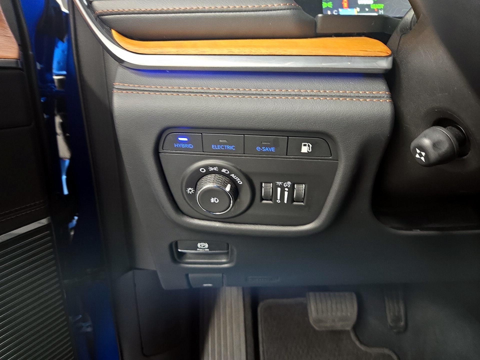 Thumbnail: 2023 Jeep Grand Cherokee - 13