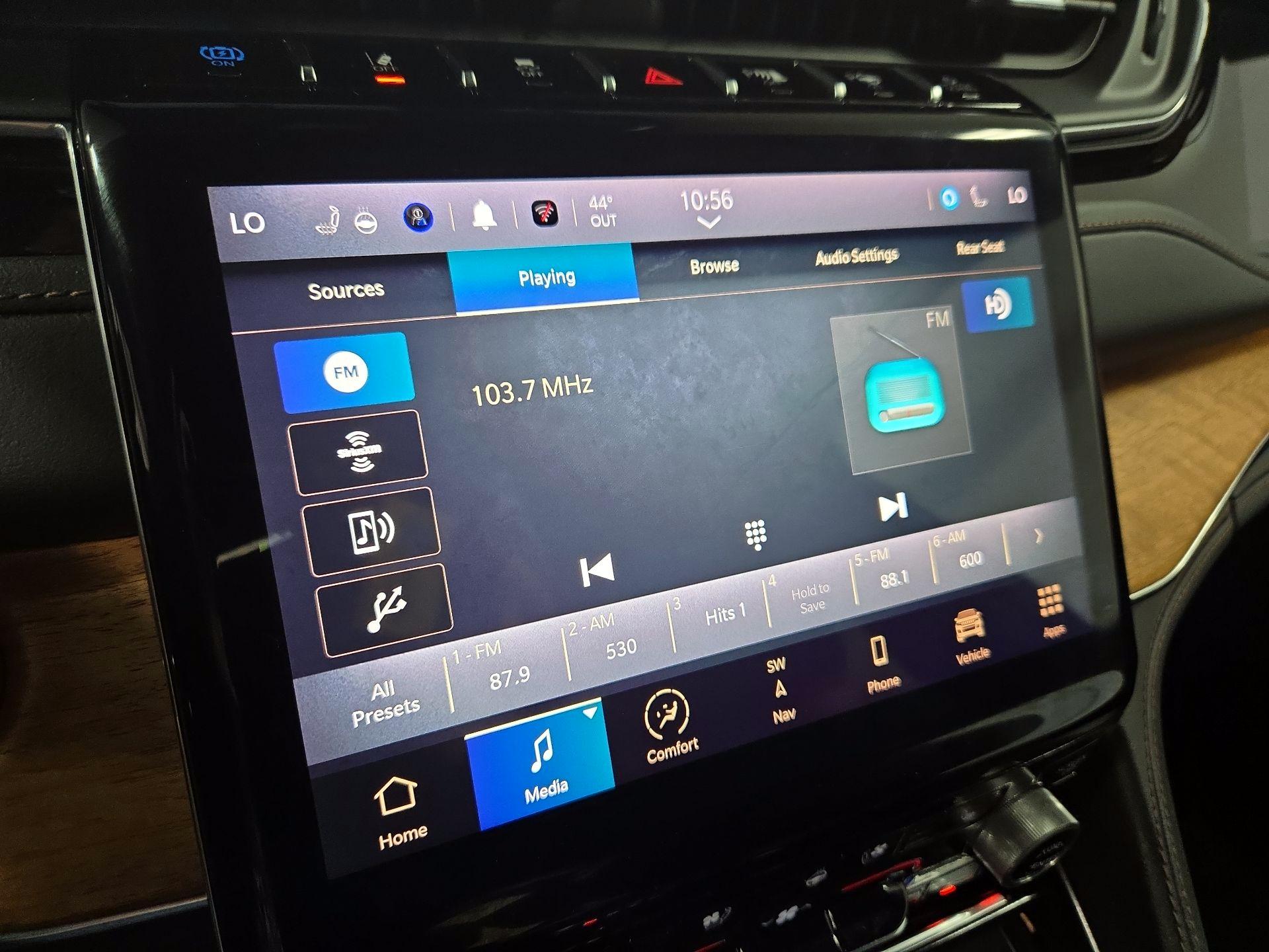 Thumbnail: 2023 Jeep Grand Cherokee - 16