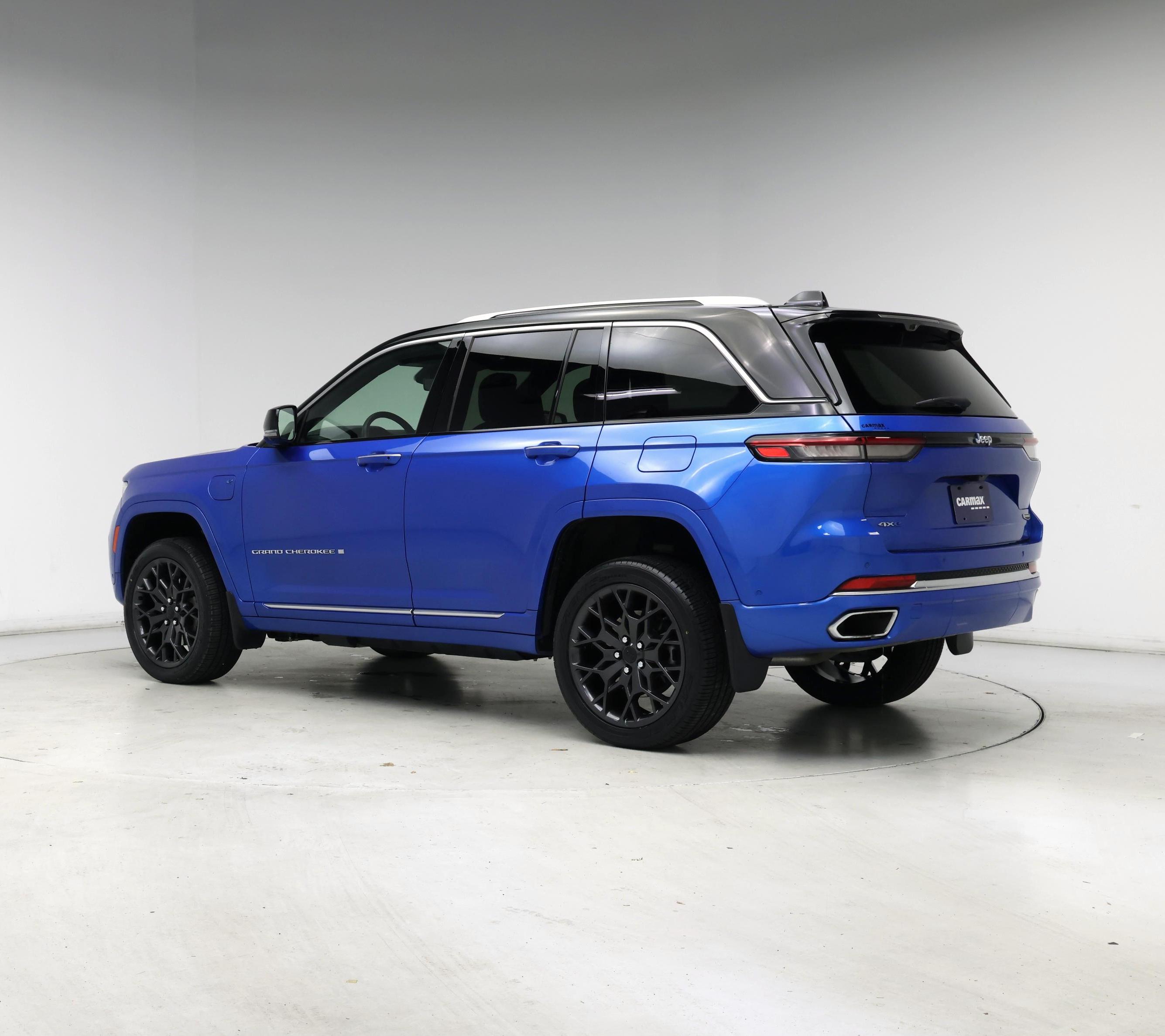 Thumbnail: 2023 Jeep Grand Cherokee - 2