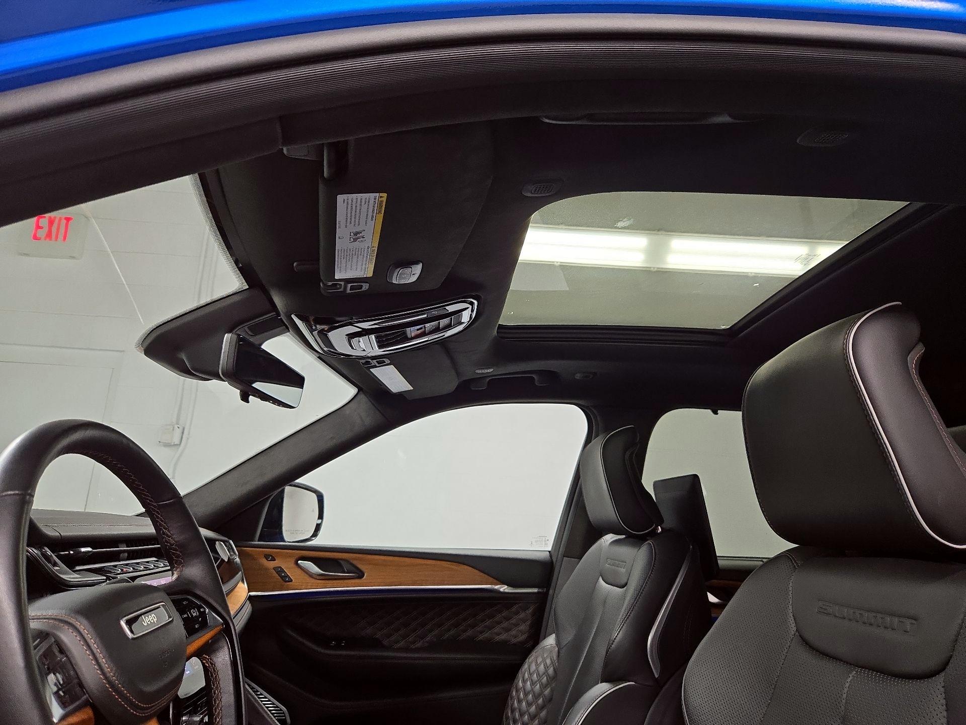 Thumbnail: 2023 Jeep Grand Cherokee - 20