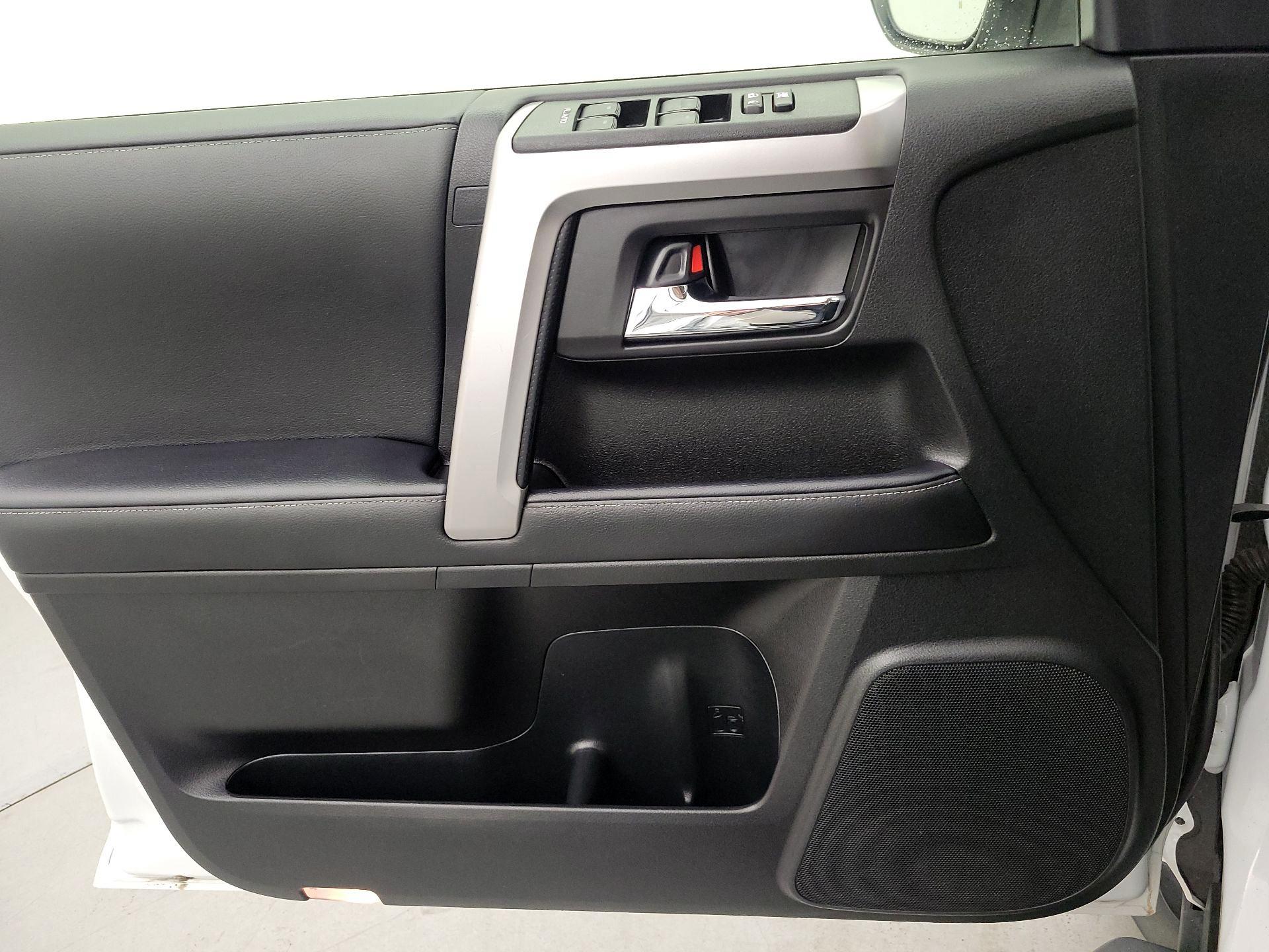 Thumbnail: 2024 Toyota 4Runner - 12