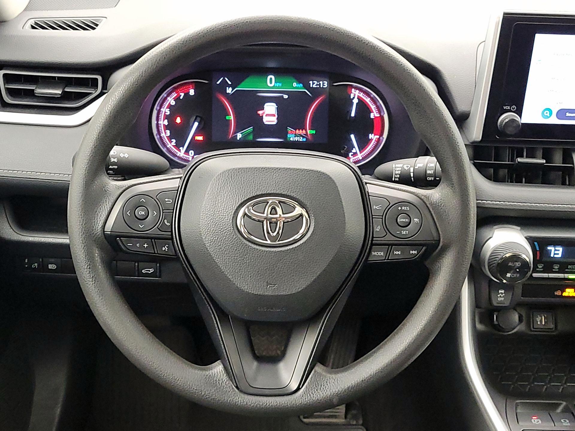 Thumbnail: 2023 Toyota RAV4 - 10