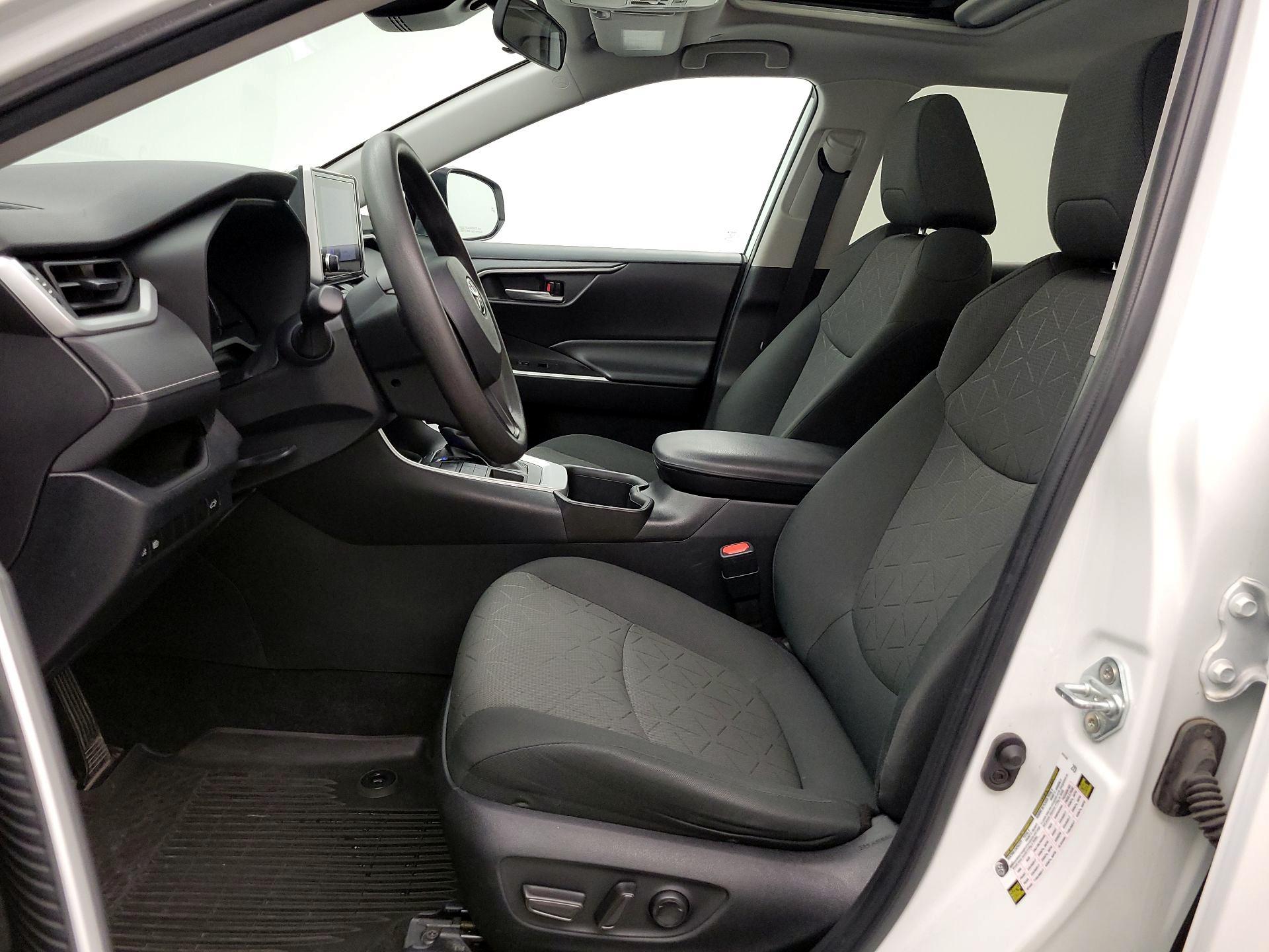 Thumbnail: 2023 Toyota RAV4 - 11