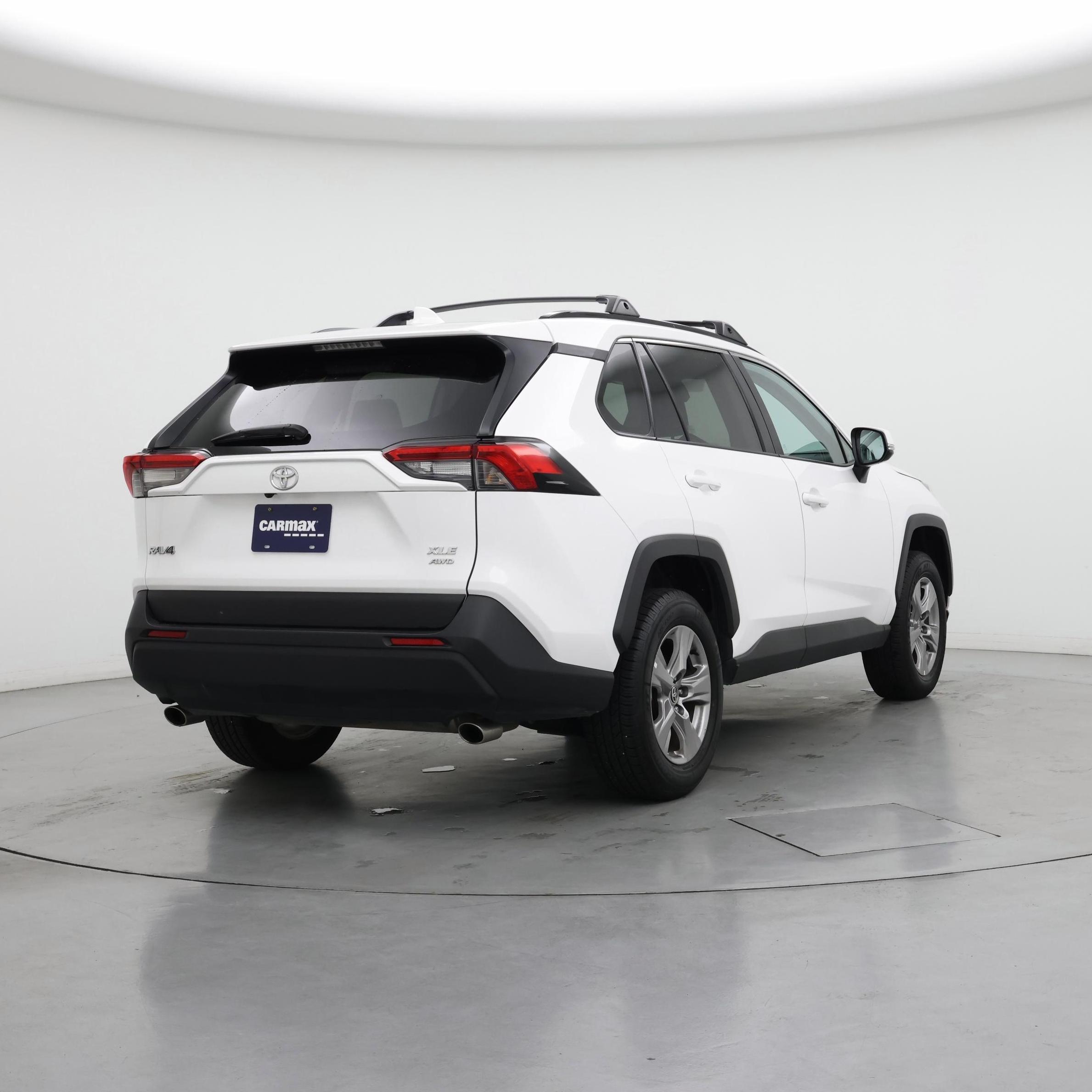 Thumbnail: 2023 Toyota RAV4 - 8