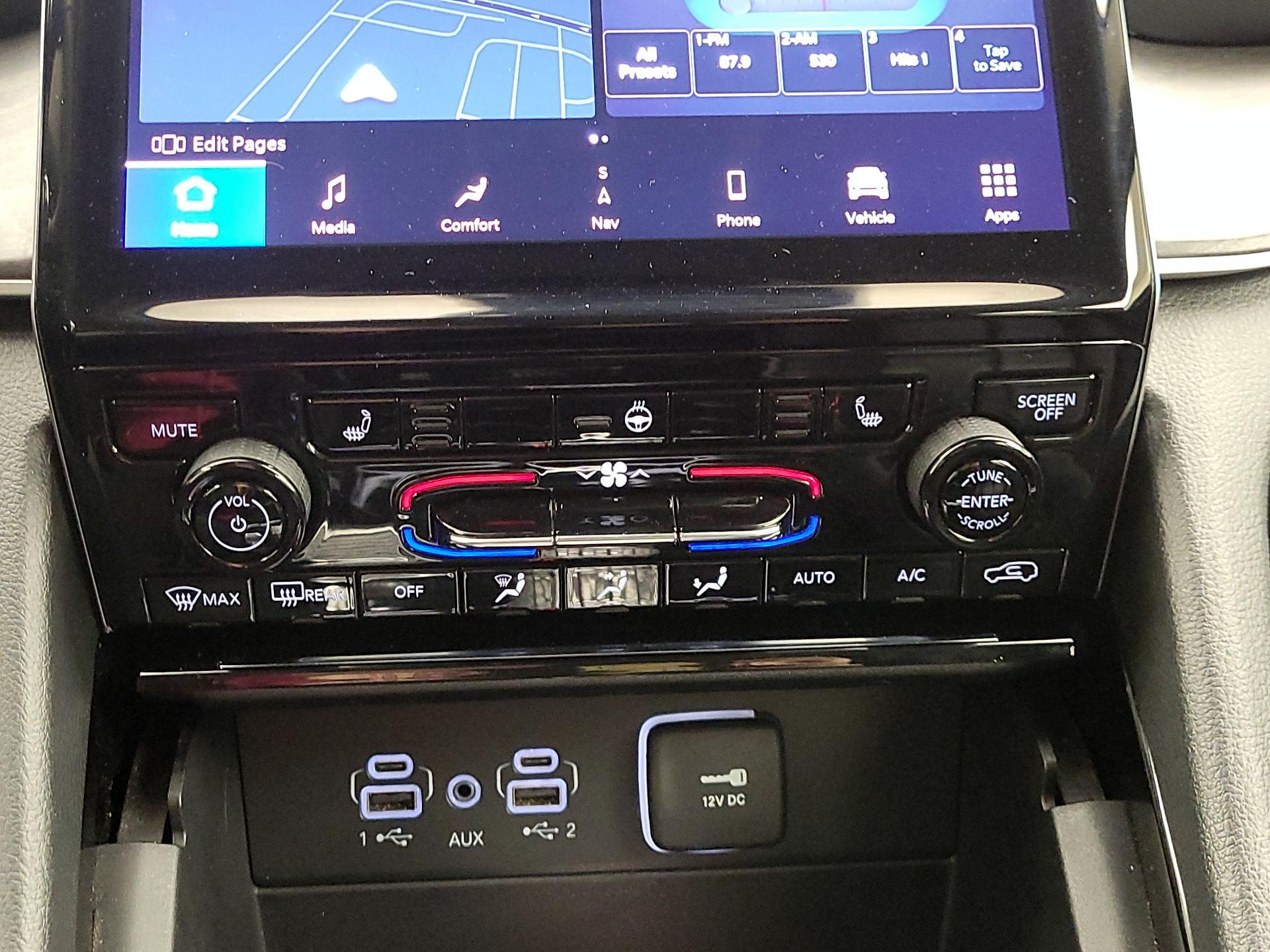 Thumbnail: 2023 Jeep Grand Cherokee L - 17